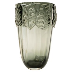 Vase en verre gris semi-transparent fabriqué à la main, Italie, 2024