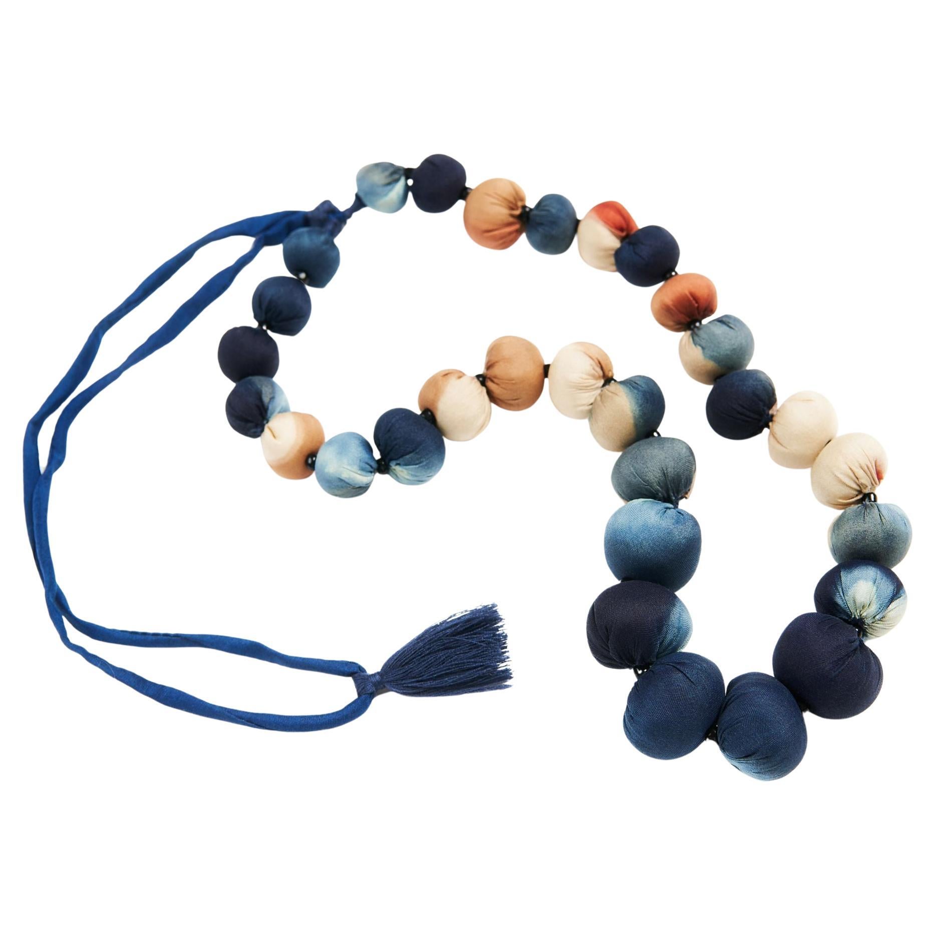 What jewelry do men use?