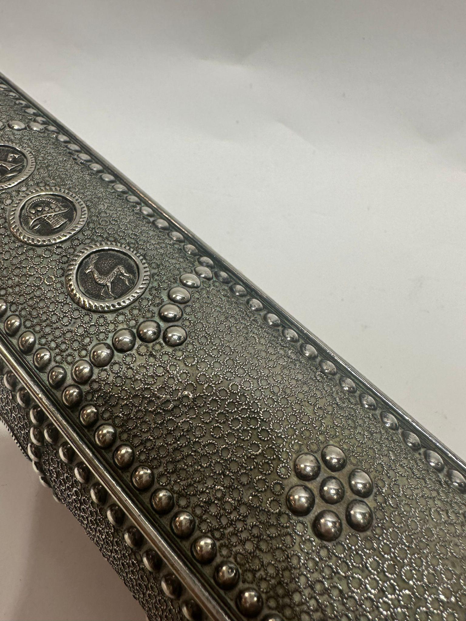 Astuccio per Megillah Esther in argento con filigrana e pietre preziose, realizzato a mano da I.M. Fain in vendita 3