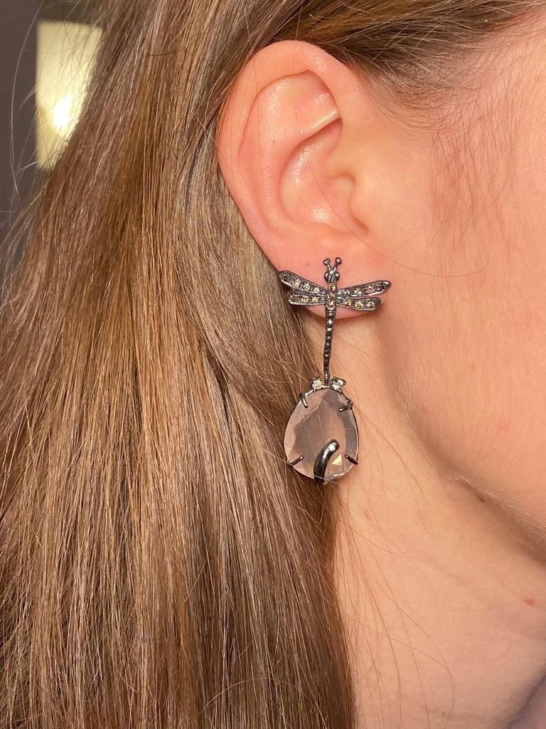 Handcrafted Silver Rose Quartz 0.50 Karat Brown & Grey Diamond Dangle Earrings In New Condition For Sale In Rome, IT