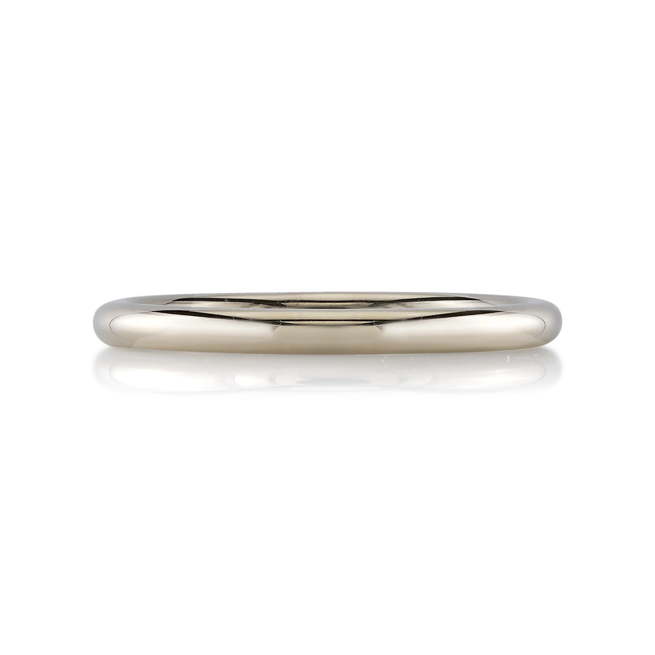 For Sale:  Handcrafted Small Leda 18K Gold Band by Single Stone 3