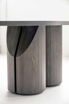 Tavolo da pranzo Barrow in legno massiccio di Oak Oak, realizzato a mano, misura 120 "L di Mary Ratcliffe Studio