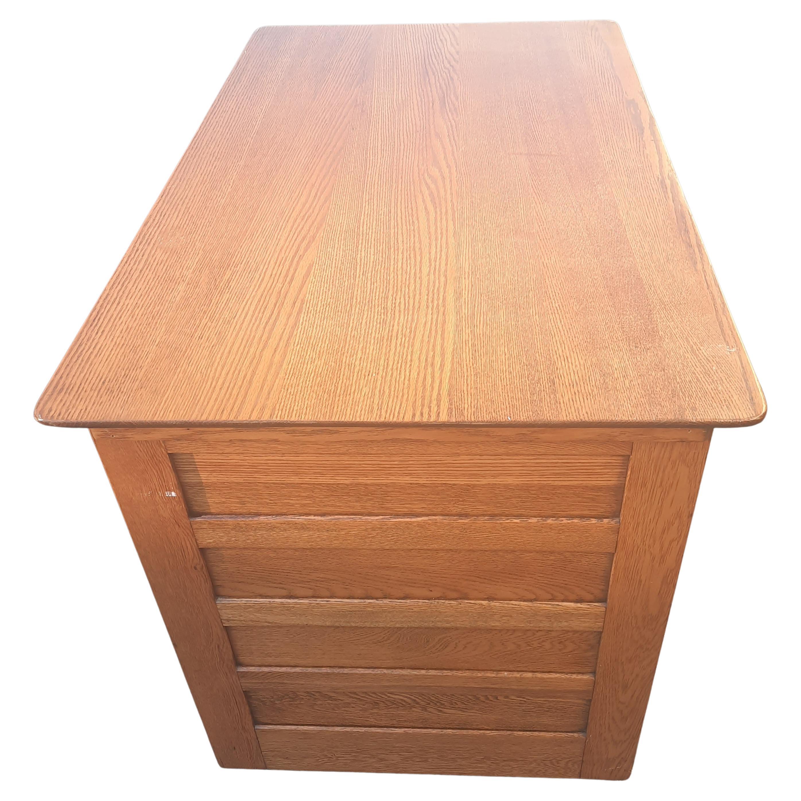 Handcrafted Solid Oak Partners Desk Writing Desk on Wheels, circa 1960 For Sale 1