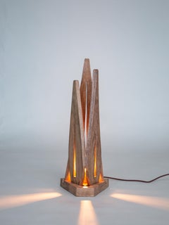 Handgefertigte Massivholz-Tischlampe Collectible Art Sculpture Light Vessel Strata
