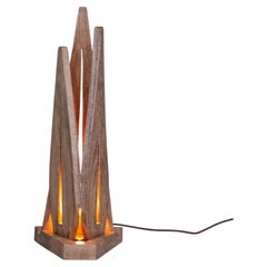 Handgefertigte Massivholz-Tischlampe Collectible Art Sculpture Light Vessel Strata