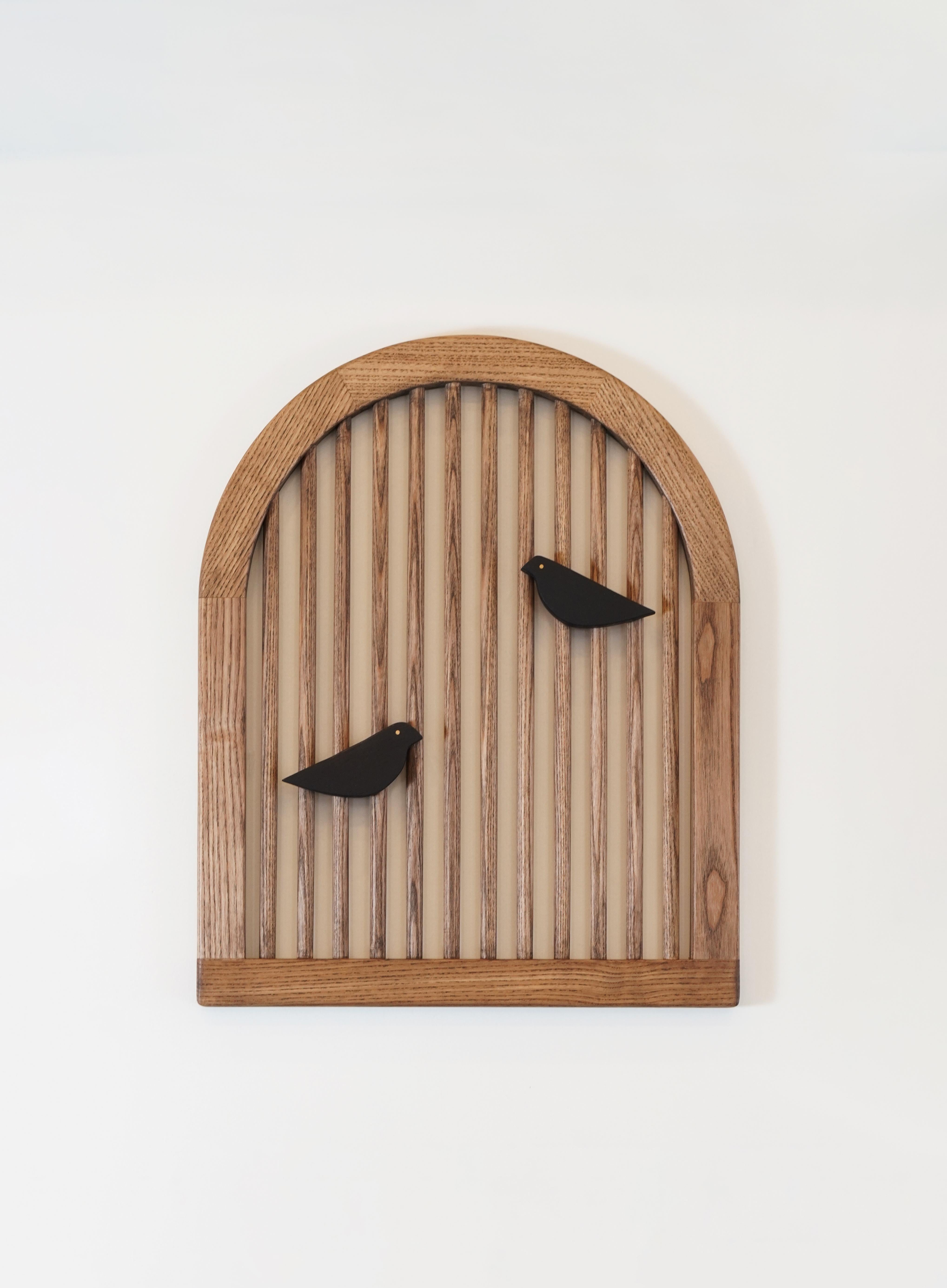 Set di 4 decorazioni e specchi da parete in legno massiccio realizzati a mano con uccelli e ottone In condizioni Nuovo in vendita a Hyderabad, TG
