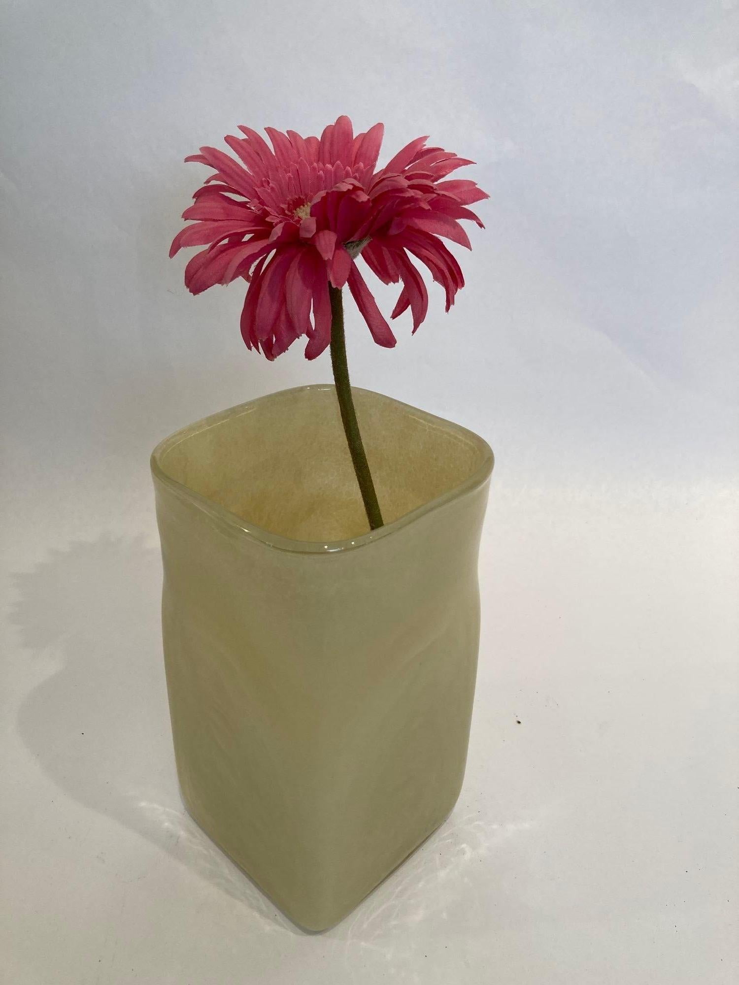 Handcrafted Square Beige Flower Glass Vase Kosta Boda Style, 1980s For Sale 4