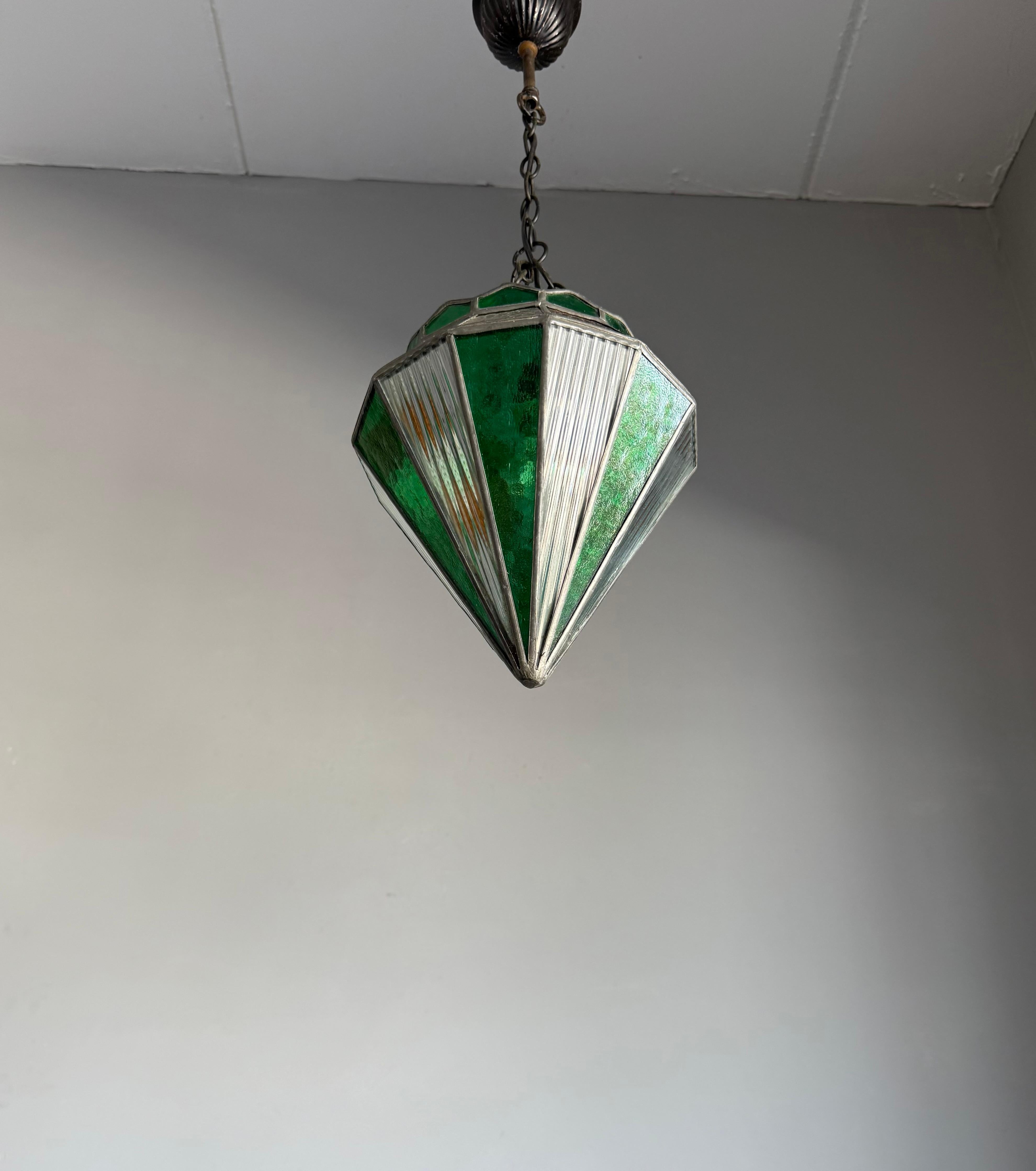 Pendentif en verre Stained Glass Art Deco fabriqué à la main Diamant Design & Great Colors en vente 4
