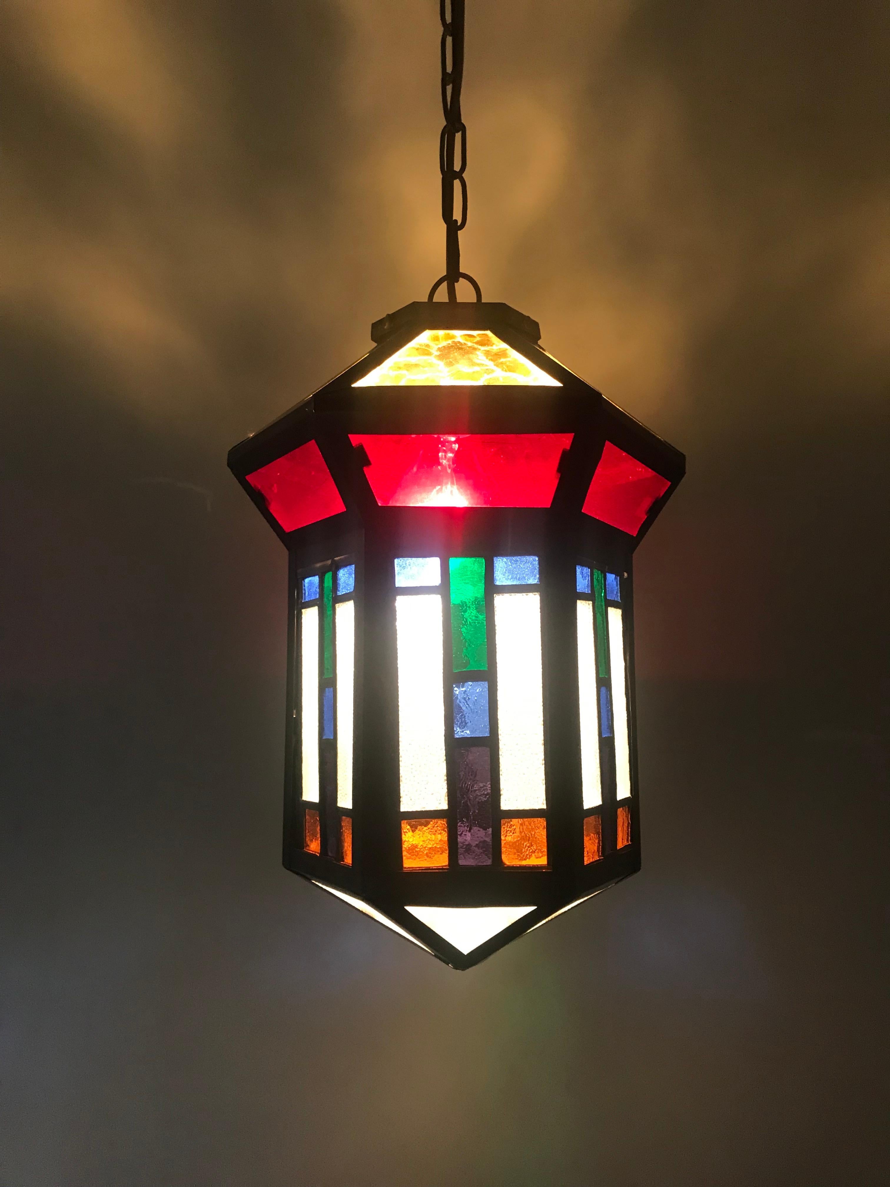 stained glass light fixtures