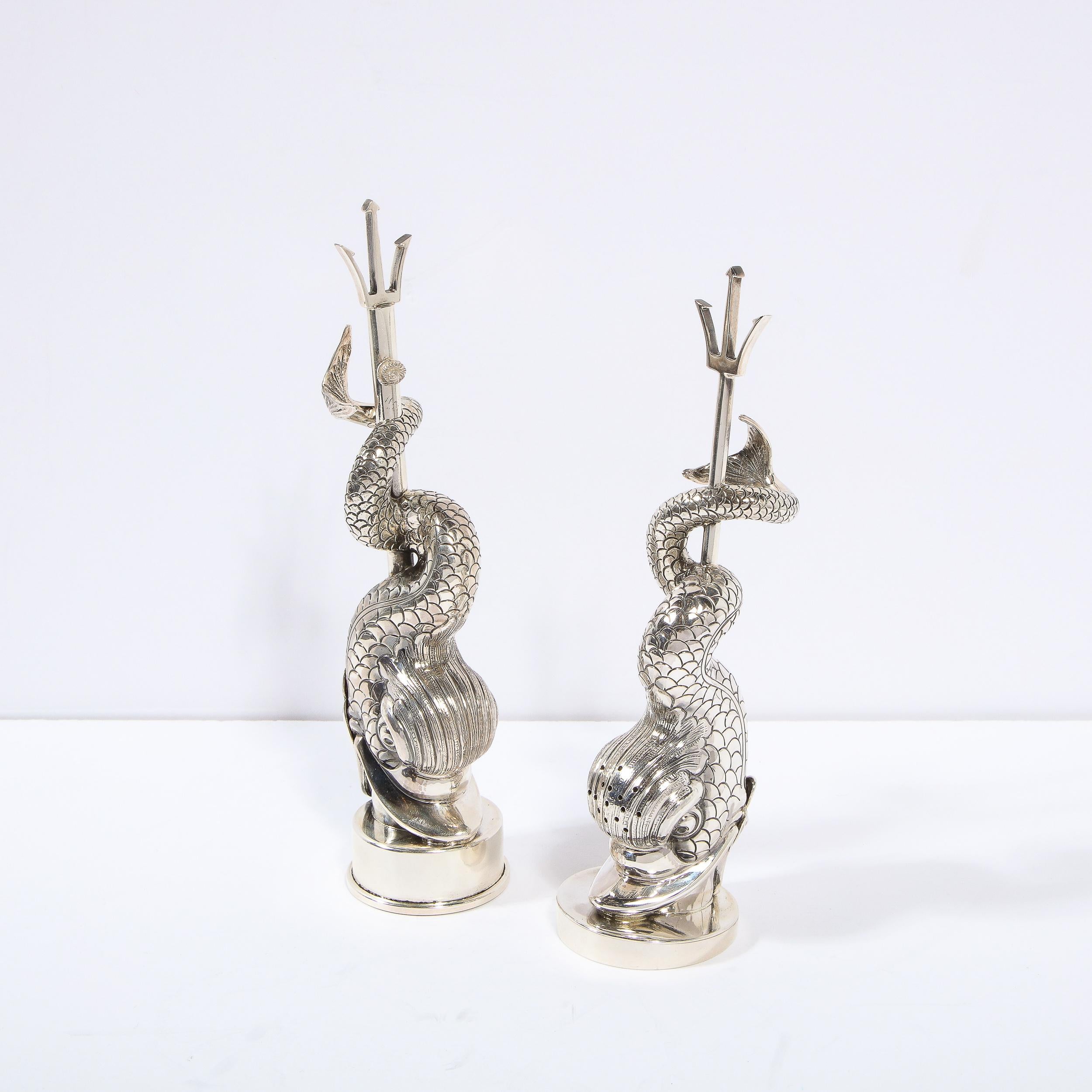 XXIe siècle et contemporain Salière et moulin à poivrière en argent sterling avec dauphins, fabriqué à la main et signé Missiaglia en vente