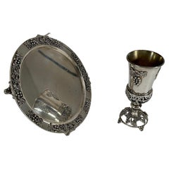 Set di tazze e piatti Kiddush in argento Sterling realizzati a mano  Firmato  Israel, 1980