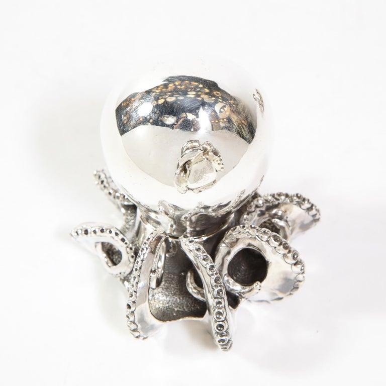 Handcrafted Sterling Silver Octopus Salt Shaker and Pepper Mill by Missiaglia In Excellent Condition For Sale In New York, NY