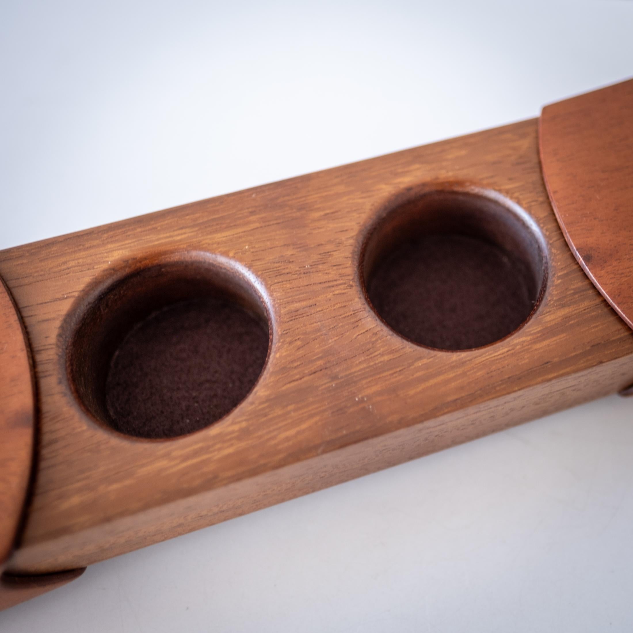 Handcrafted Studio Sculptural Wood Jewelry Ring Box 1970s In Good Condition In San Diego, CA