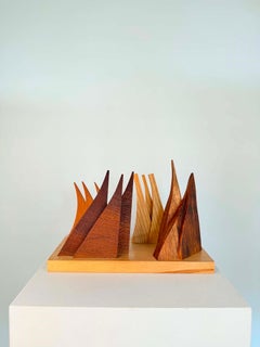 Scultura in legno svedese realizzata a mano con diverse essenze, XX secolo