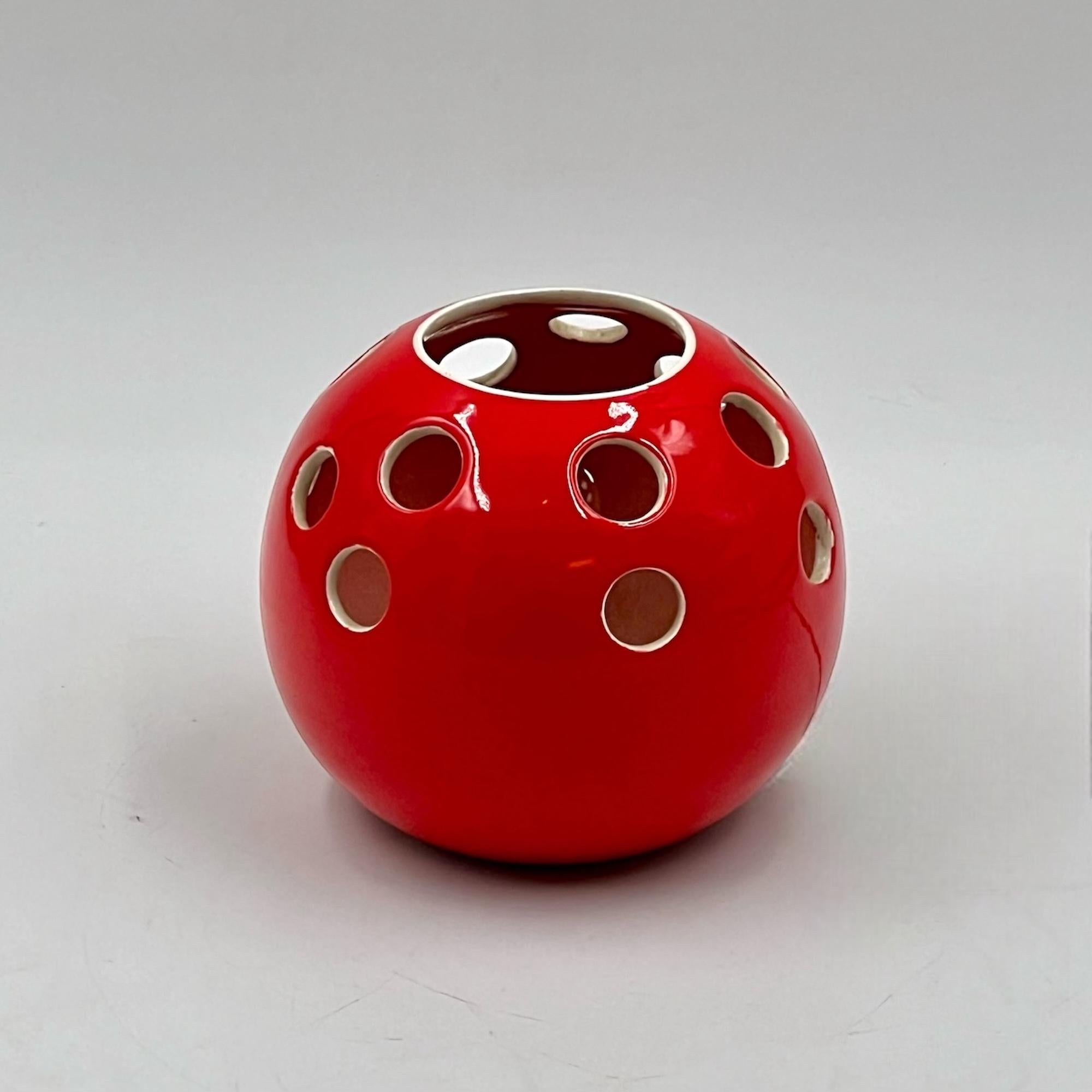 Handcrafted Table Lamp in Red Ceramic Made in Italy, 1970s in vendita 1