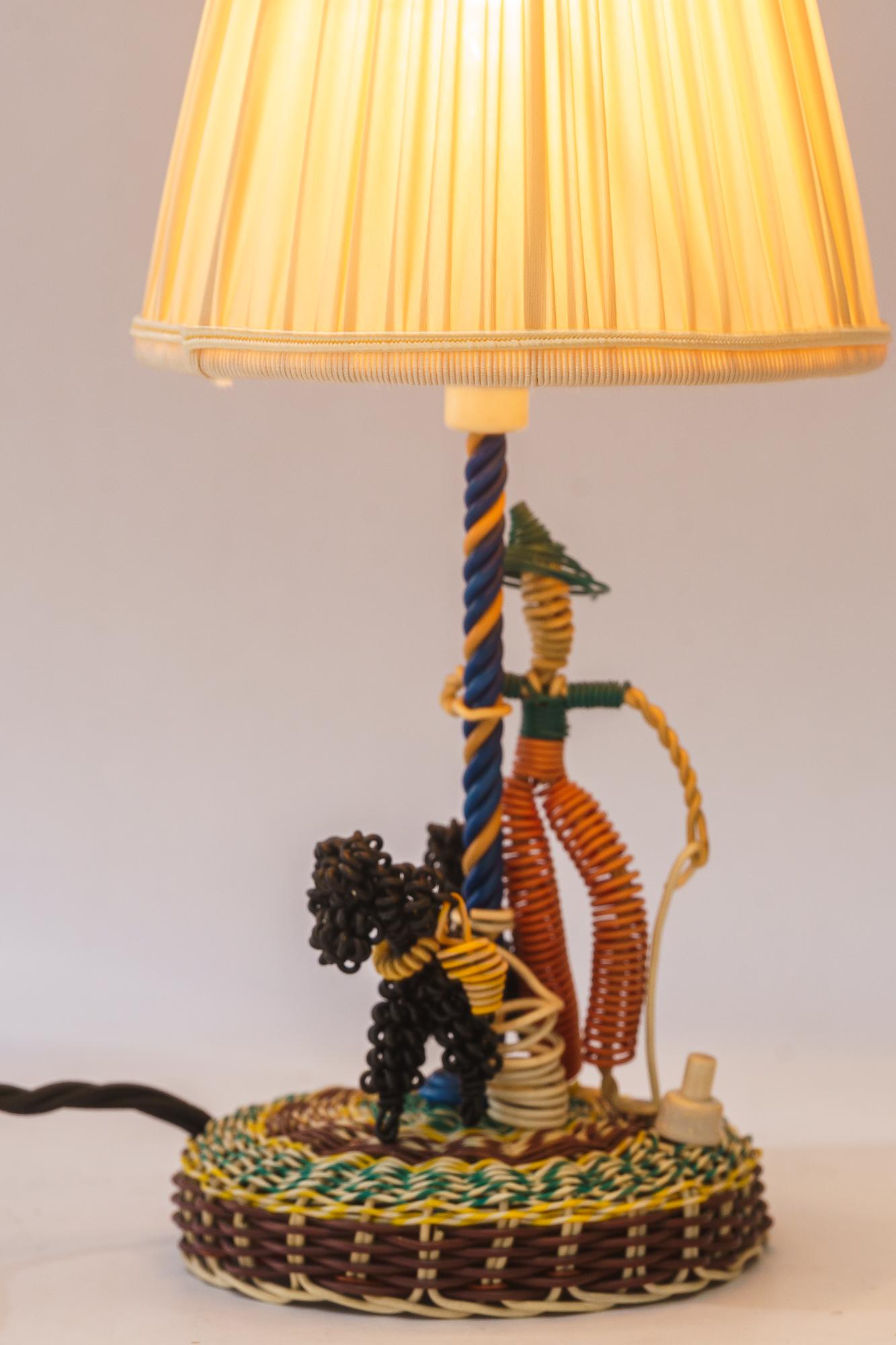 Handcrafted Tischlampe aus Draht wien um 1960s im Angebot 7