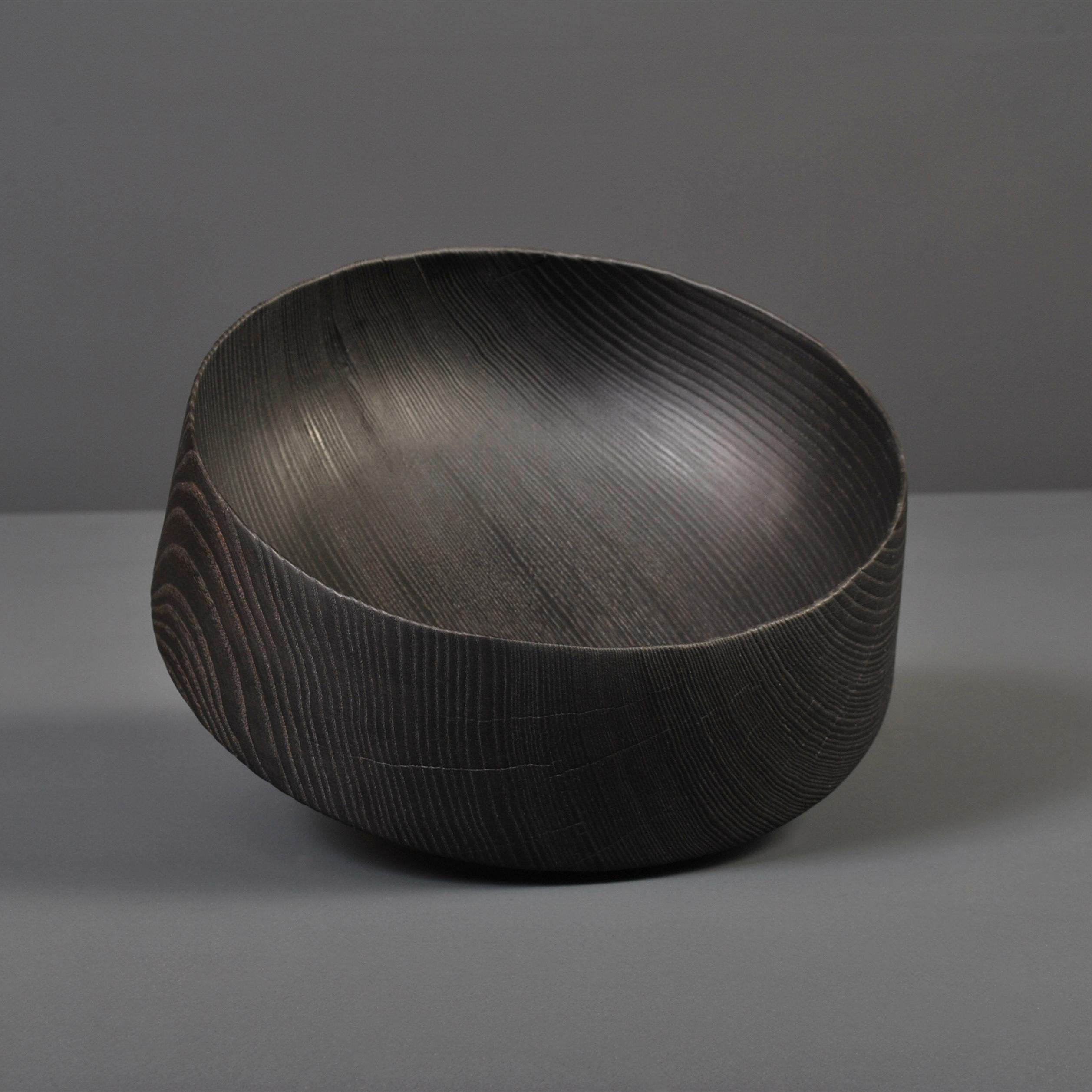 Hand-Crafted Handcrafted Japanese Yakisugi Bowl For Sale