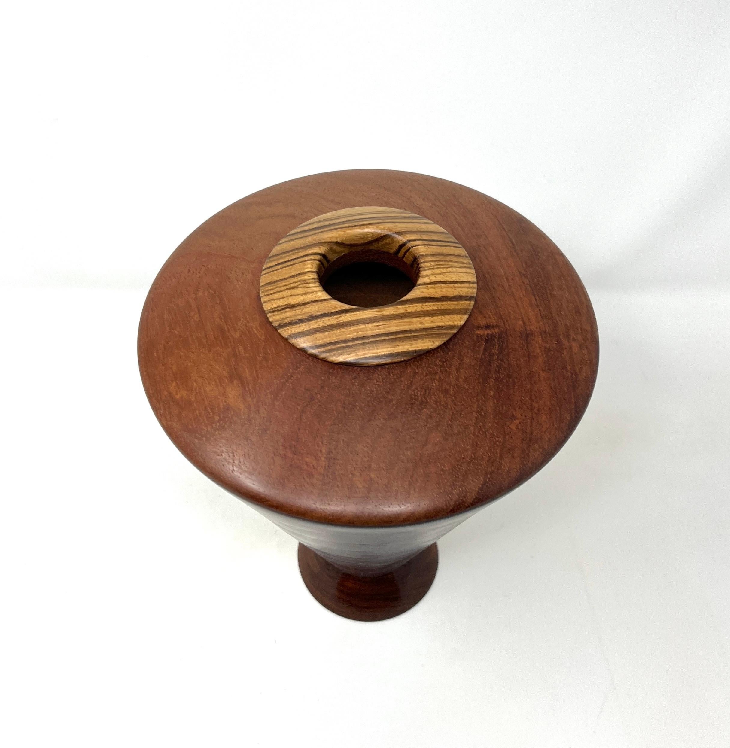 Post-Modern Handcrafted Turned Wood Sculptural Vase By Lloyd Cheney, 2002 For Sale