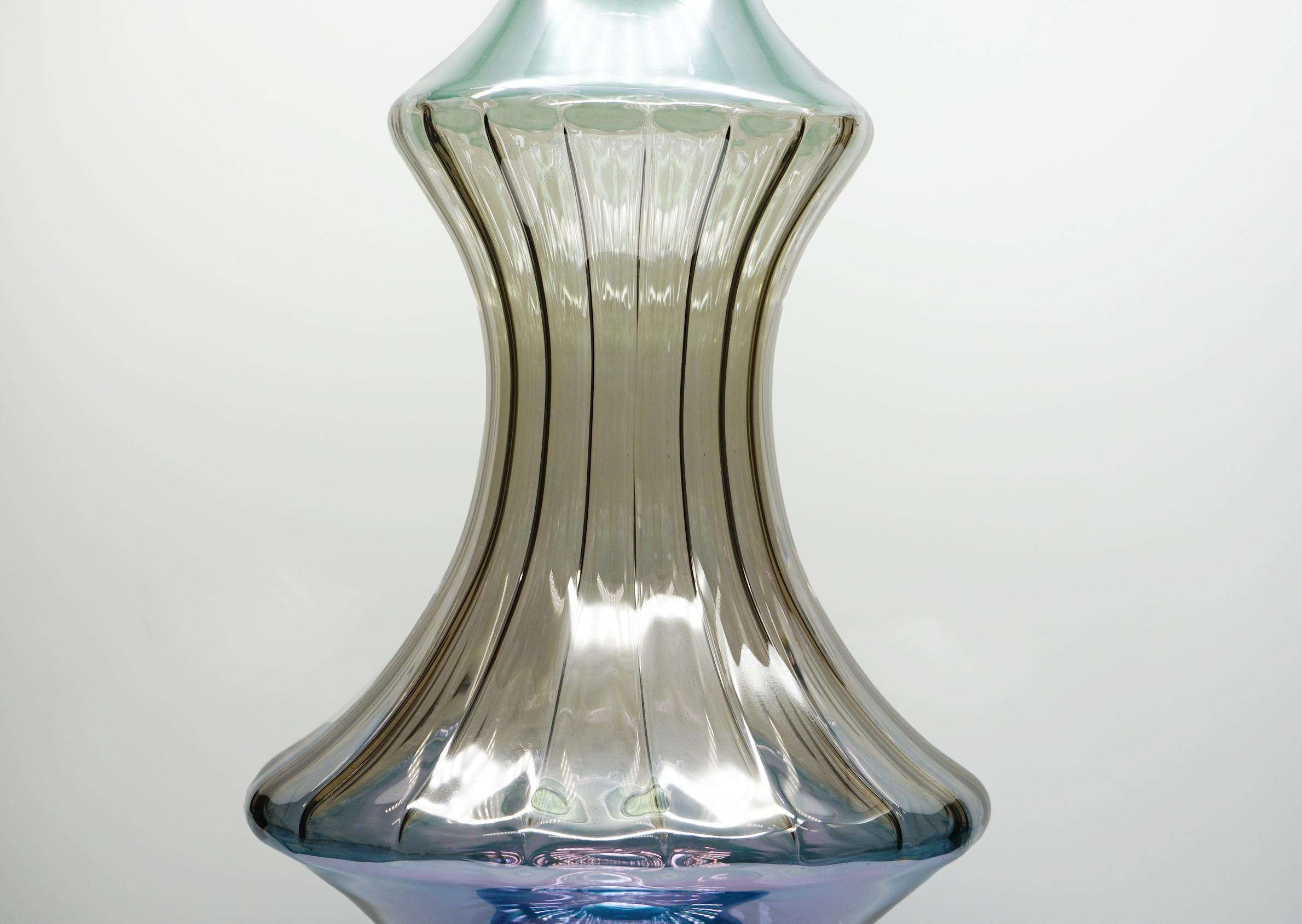 Altro vaso artigianale, Madame Large, colore blu e verde, kanz architetti in vendita
