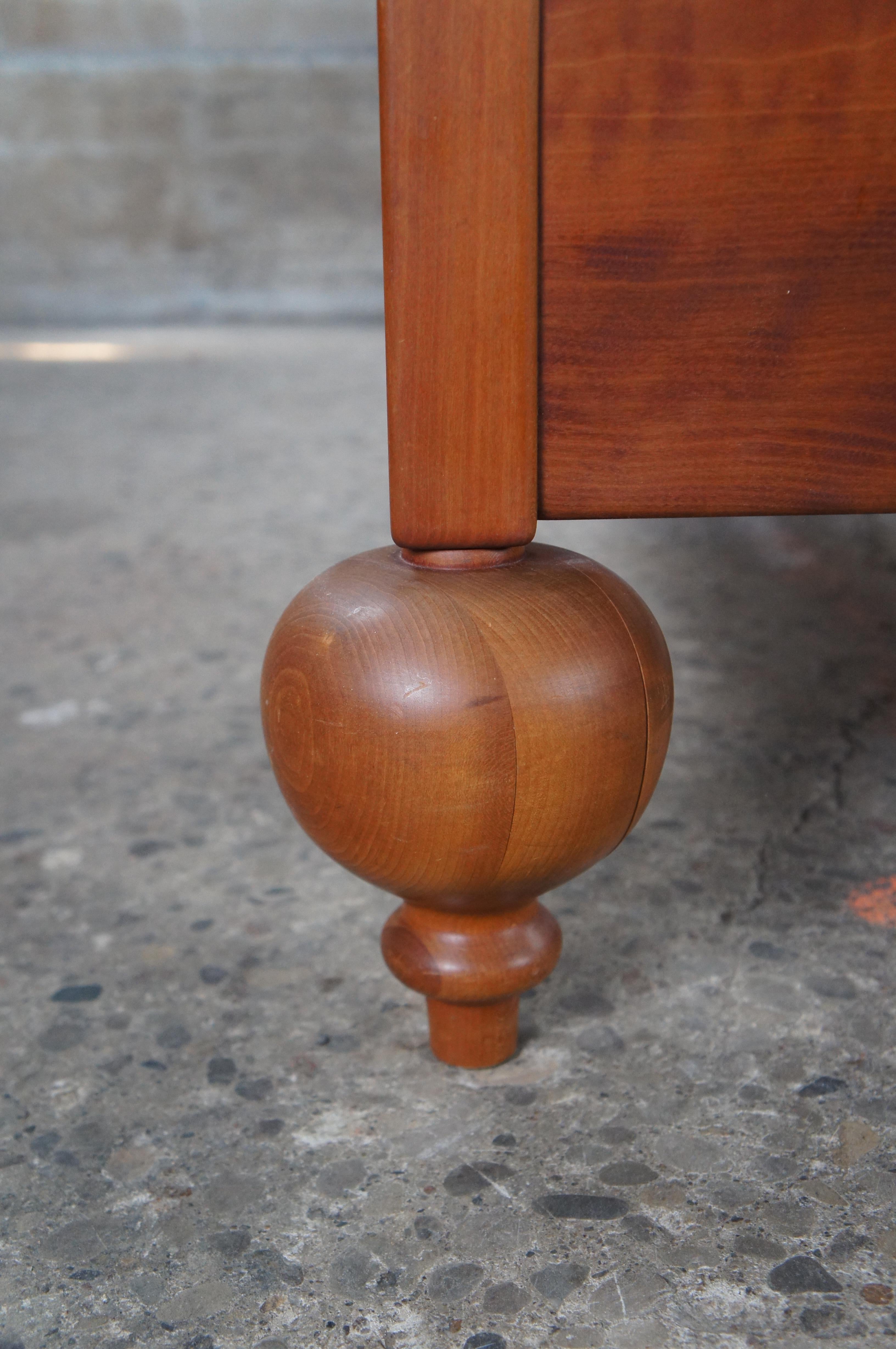 sleigh bed vintage