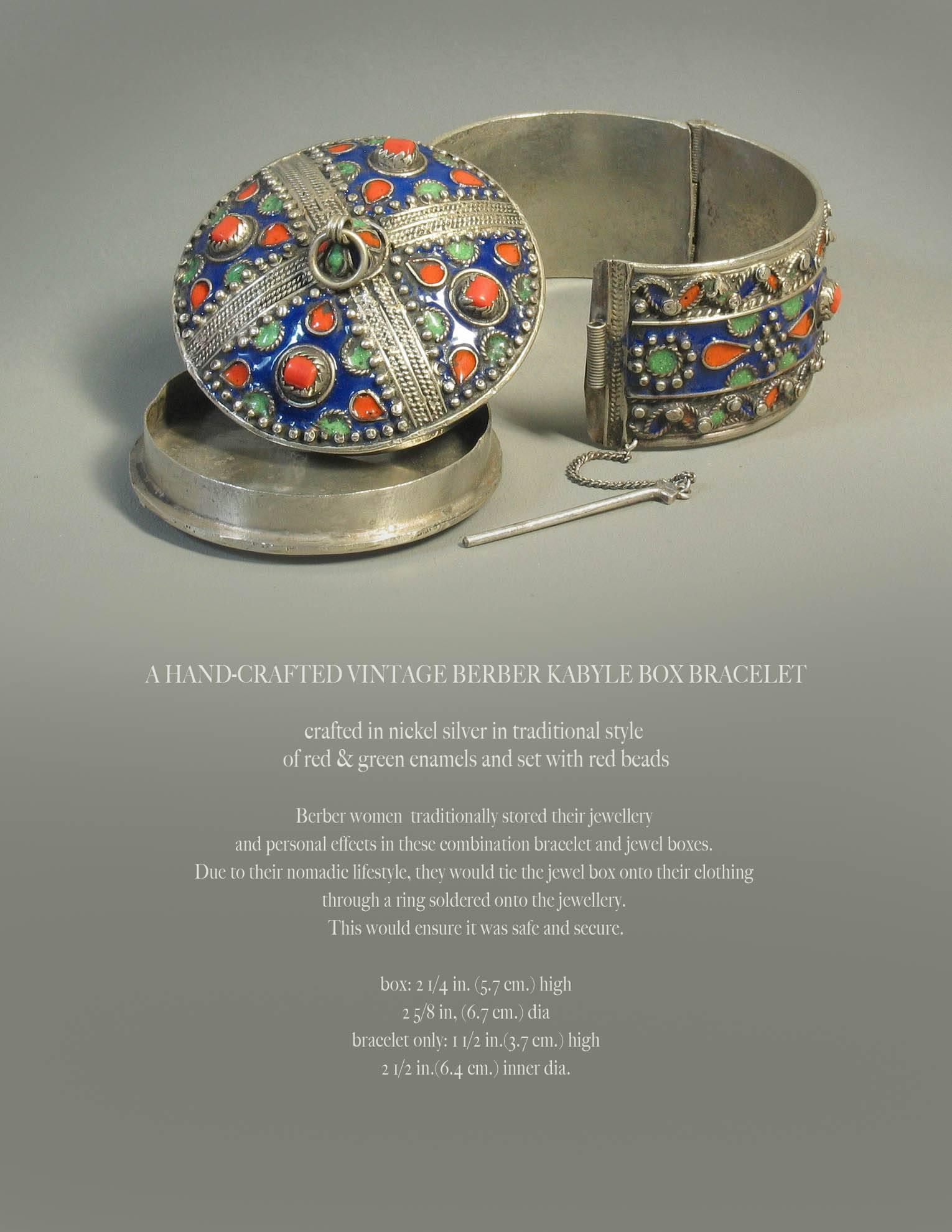XIXe siècle Bracelet boîte Kabyle berbère vintage fabriqué à la main