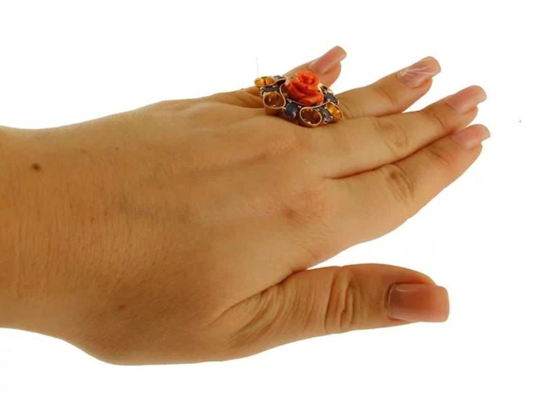 Women's Handcrafted Vintage Ring Blue Sapphires, Elatius Coral, 14 Karat Yellow Gold For Sale