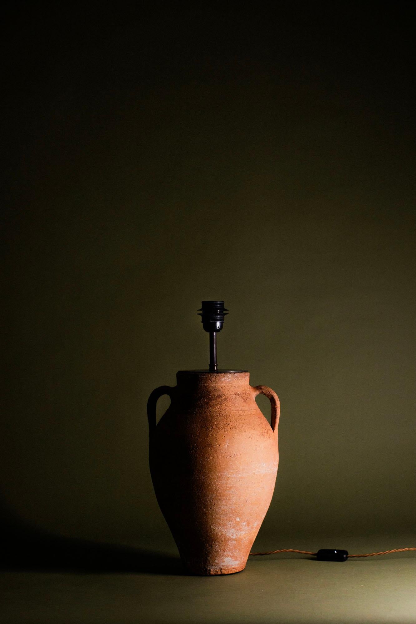 Handcrafted Vintage Turkish Terracotta Twin Handle Table Lamp, 20th Century For Sale 2