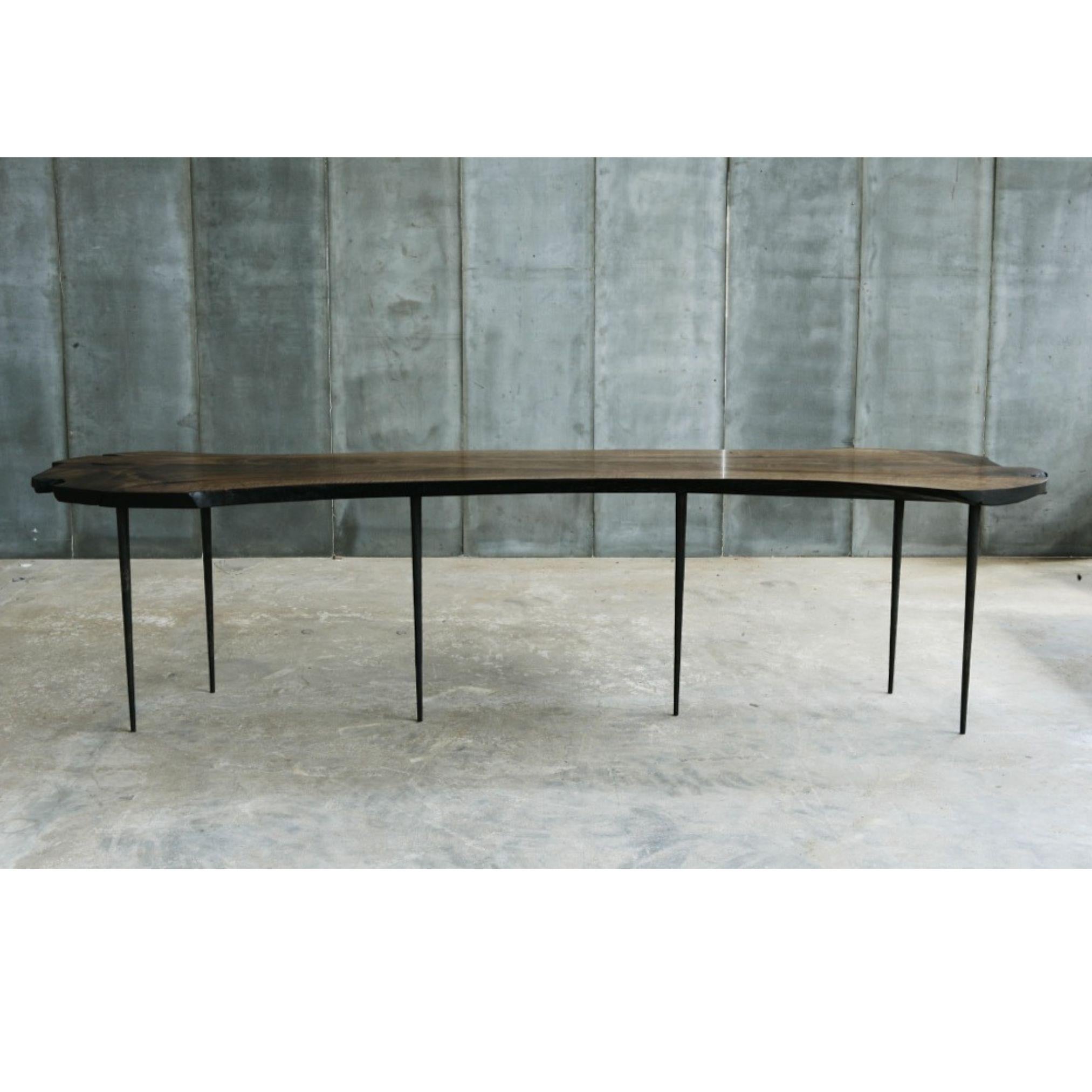 Belge Table console artisanale en noyer et métal, Anvers, Belgique en vente
