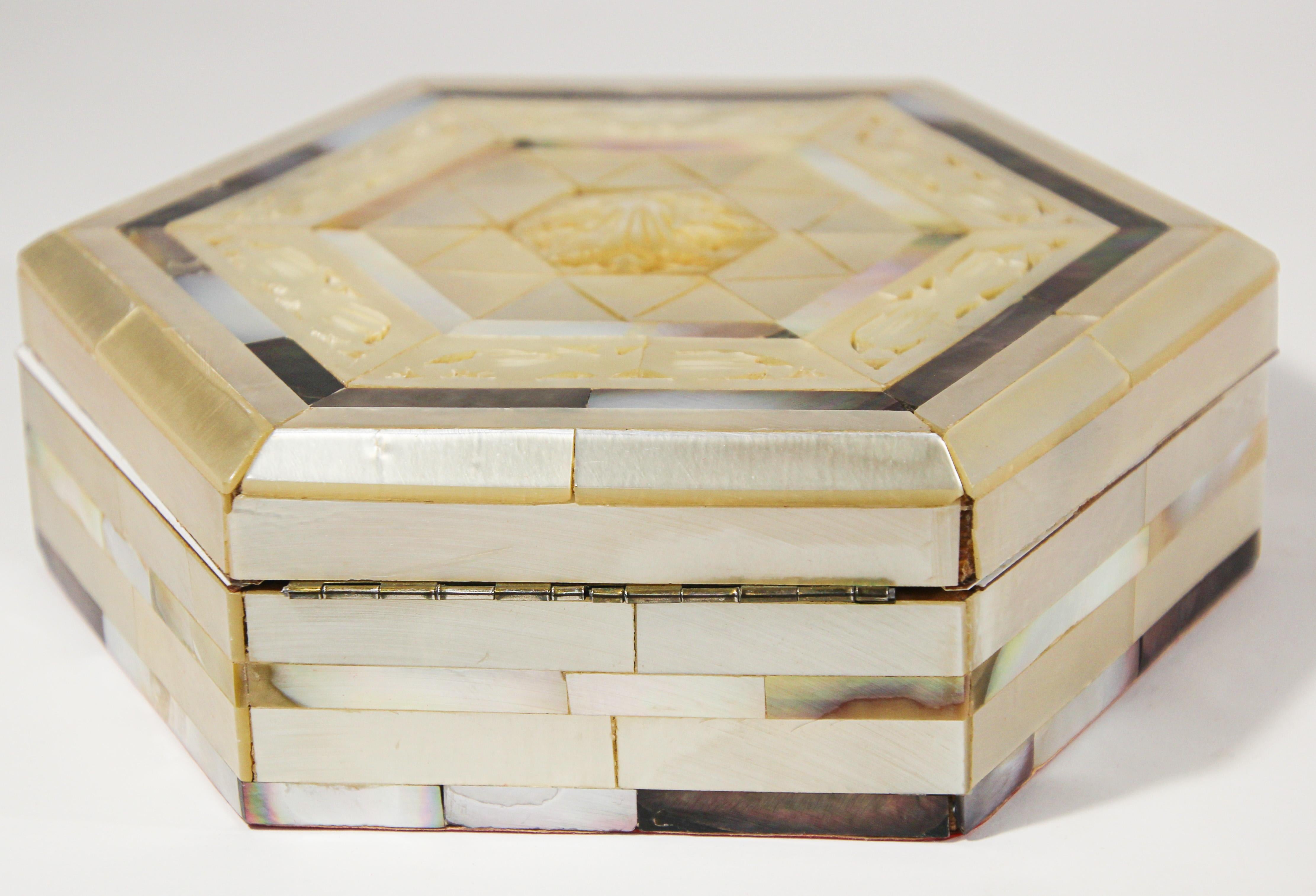 Handcrafted White Mother of Pearl Inlaid Moorish Octagonal Box For Sale 6