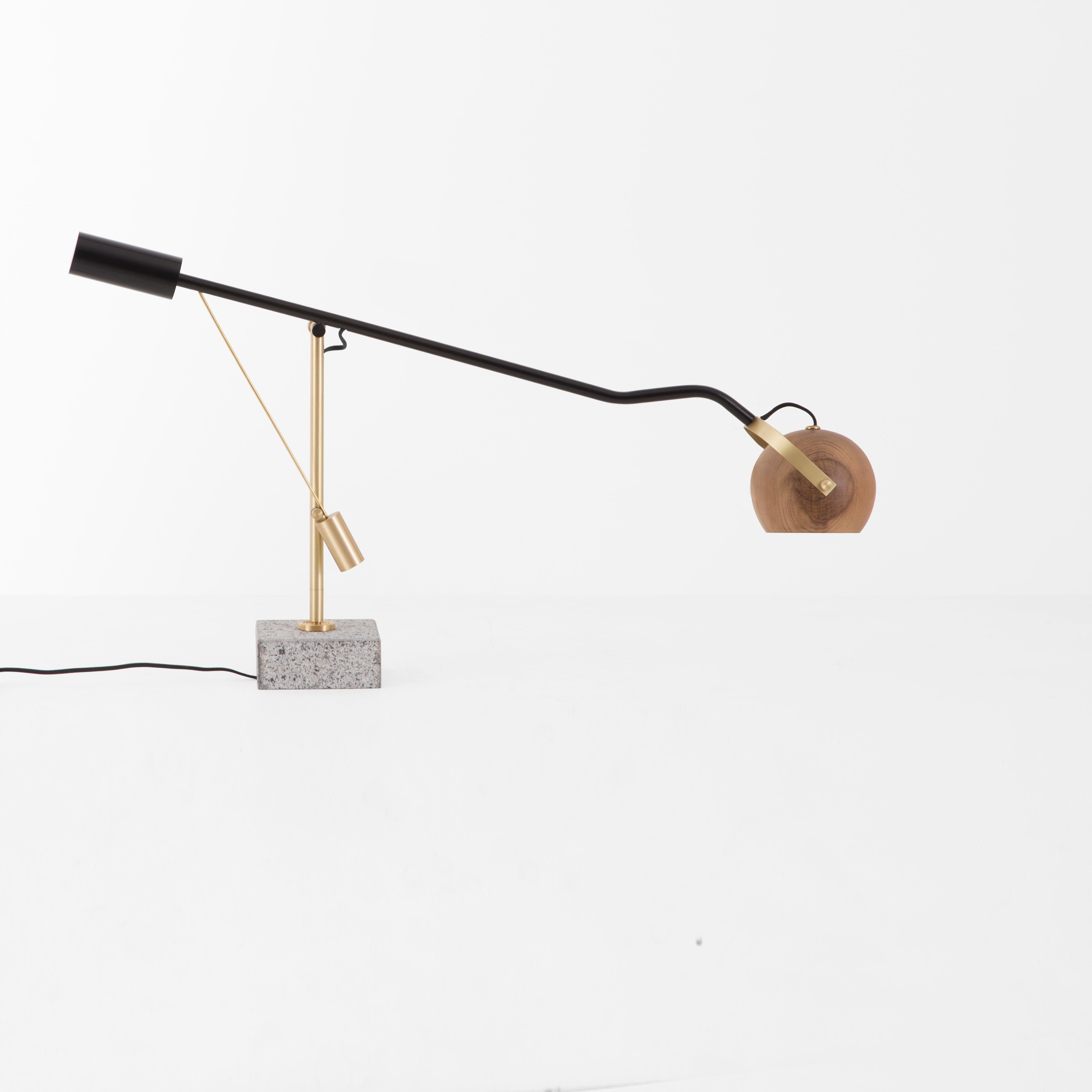 Minimalist Brazilian Wood, Adjustable Desk Lamp, brass details, Mid Century Modern Style For Sale