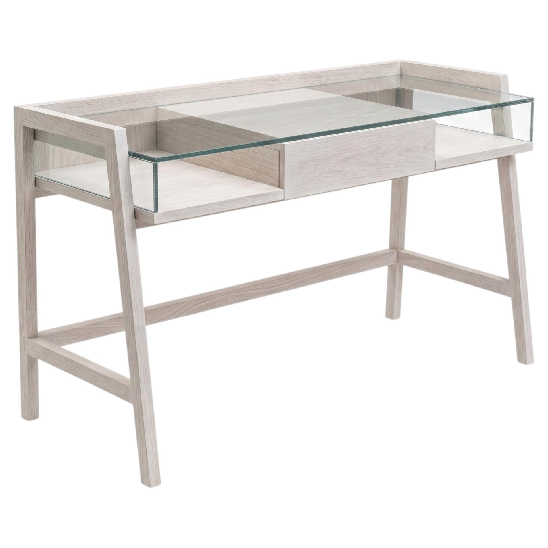 Handgefertigter schreibtisch von Giovanna Azzarello, weiß pigmentierte eiche & glas