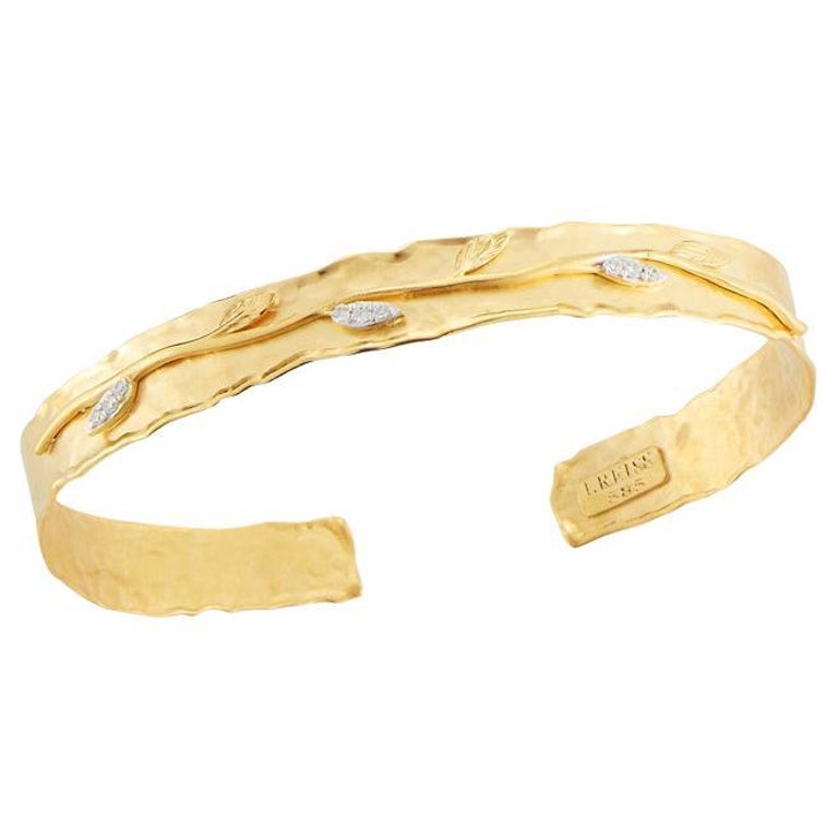 Handcrafted Yellow Gold Vine Leaf Cuff Bangle Bracelet For Sale at 1stDibs