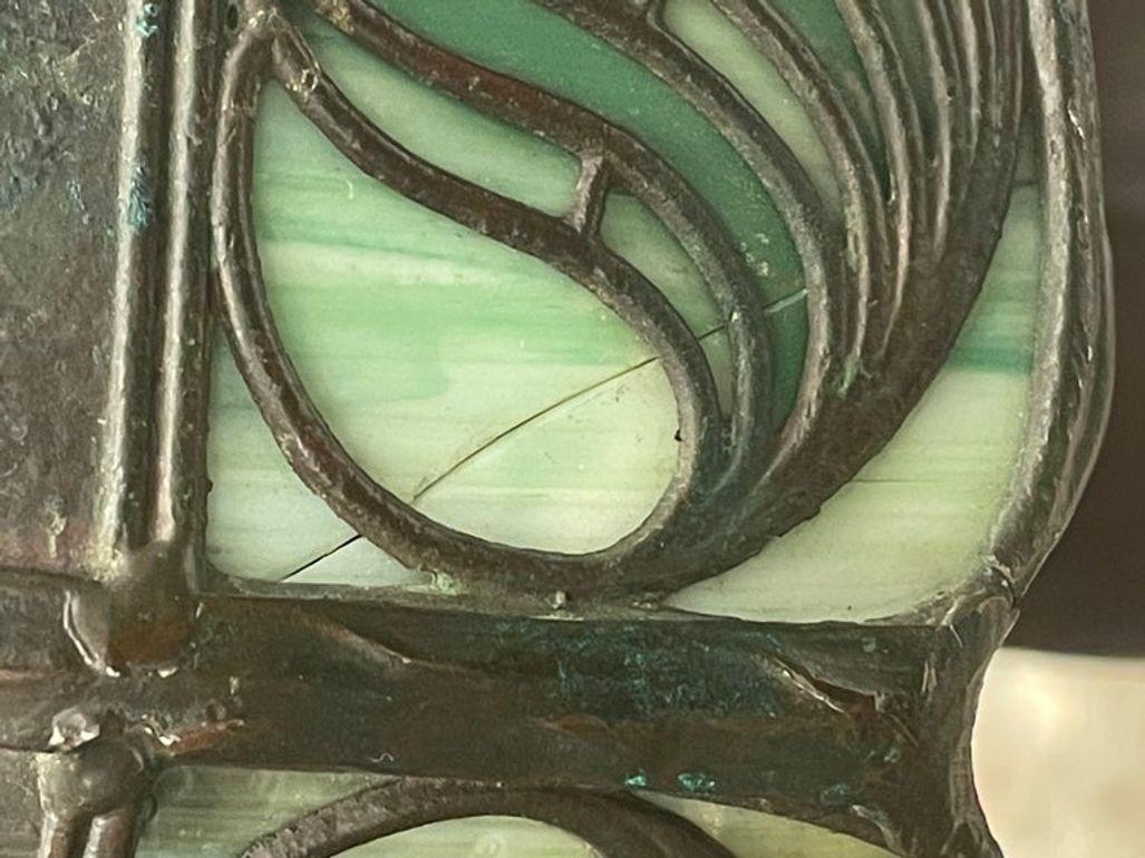 Handel Co, Arts and Crafts, lampe de table en forme de palmier, verre d'art, bronze, années 1900 en vente 4