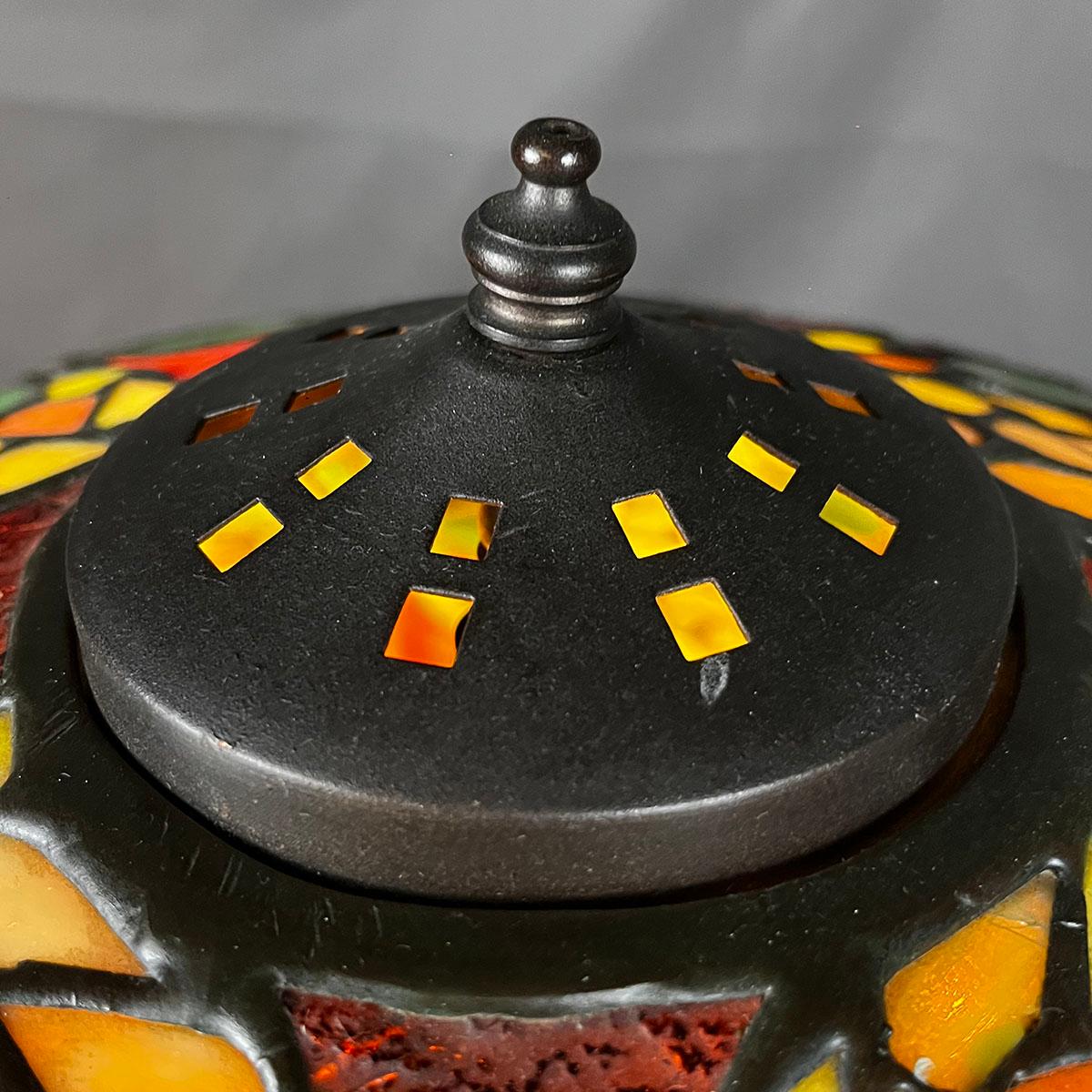 Handel Lamp Company Lámpara de mesa con flor de trompeta de principios de 1900 en Bueno estado para la venta en Mexico City, MX