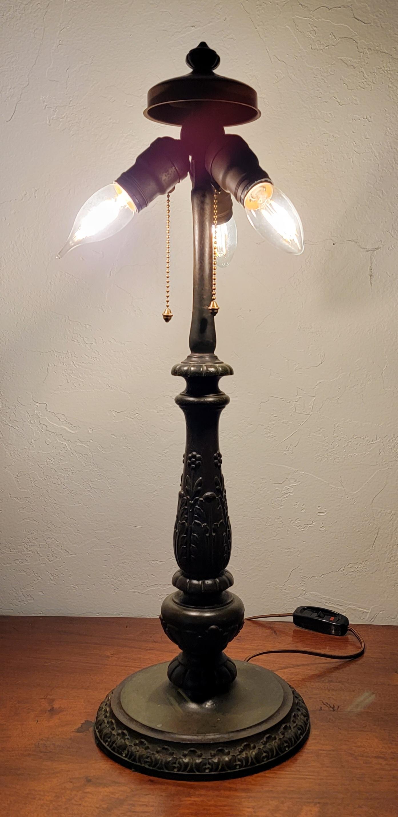 Handel Reverse Painted Bird & Flora Table Lamp 2
