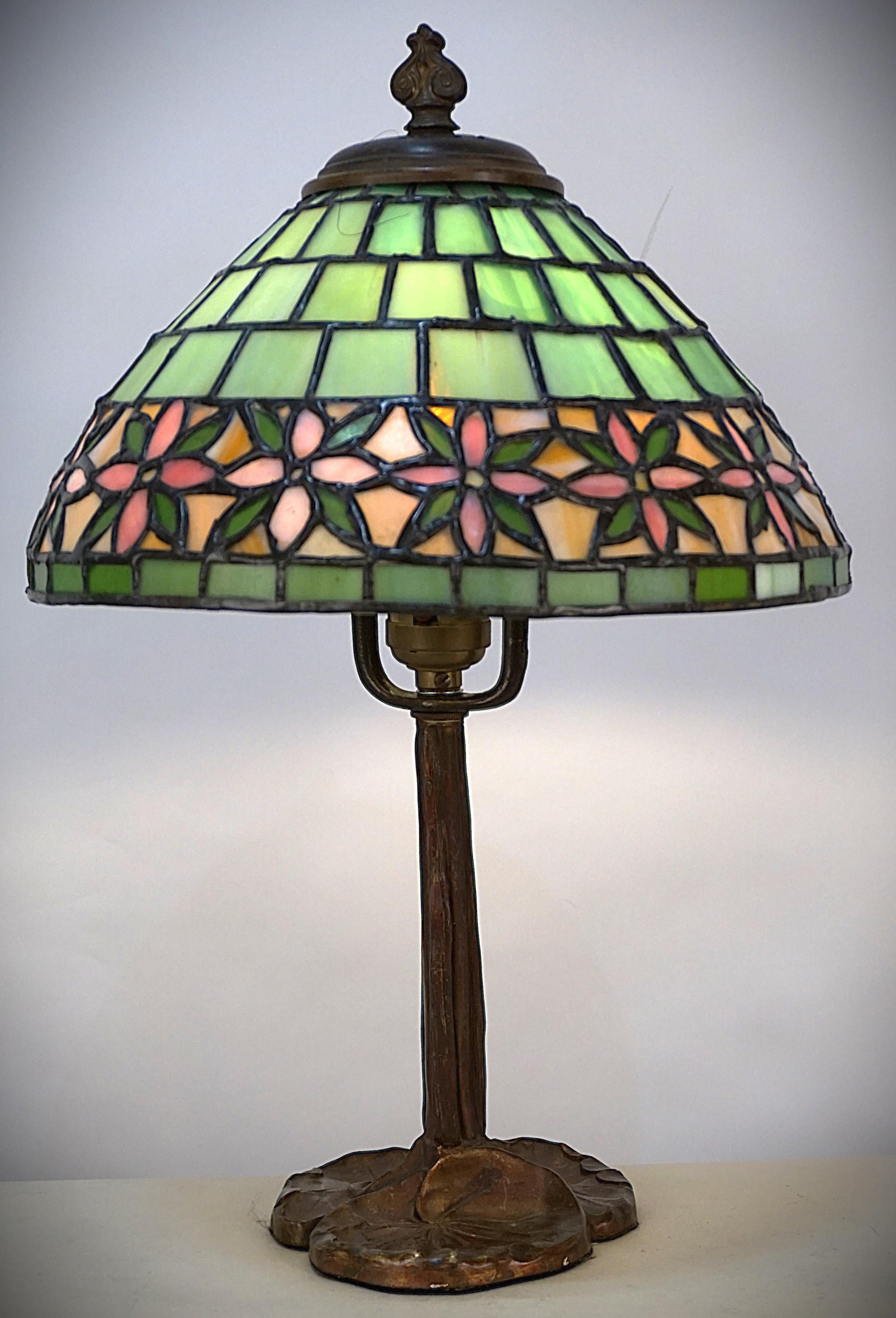 19th Century Handel Stained Glass Table Lamp For Sale