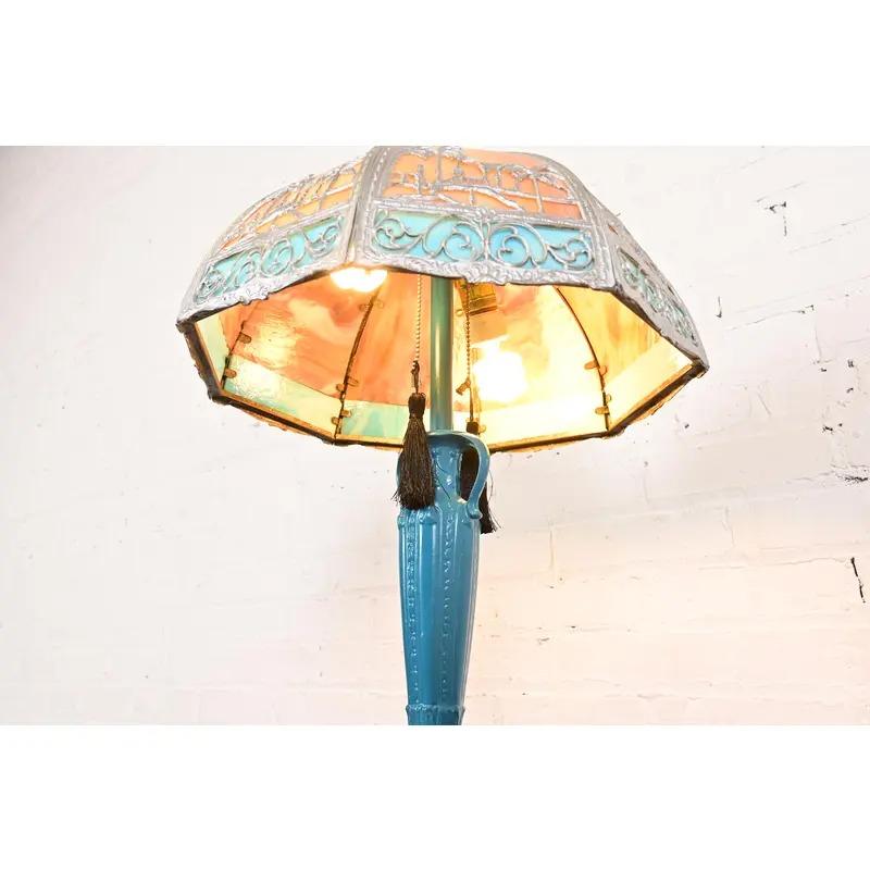 Handel Style Antique Art Nouveau Table Lamp With Palm Tree Motif, Circa 1920s For Sale 1