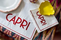 Handbestickter Capri-Baumwoll-Tisch und Servietten
