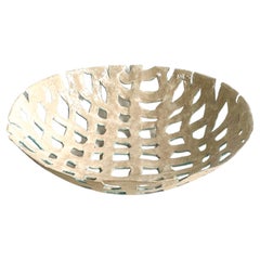 Handmade woven ceramic bowl in white ande light blue 