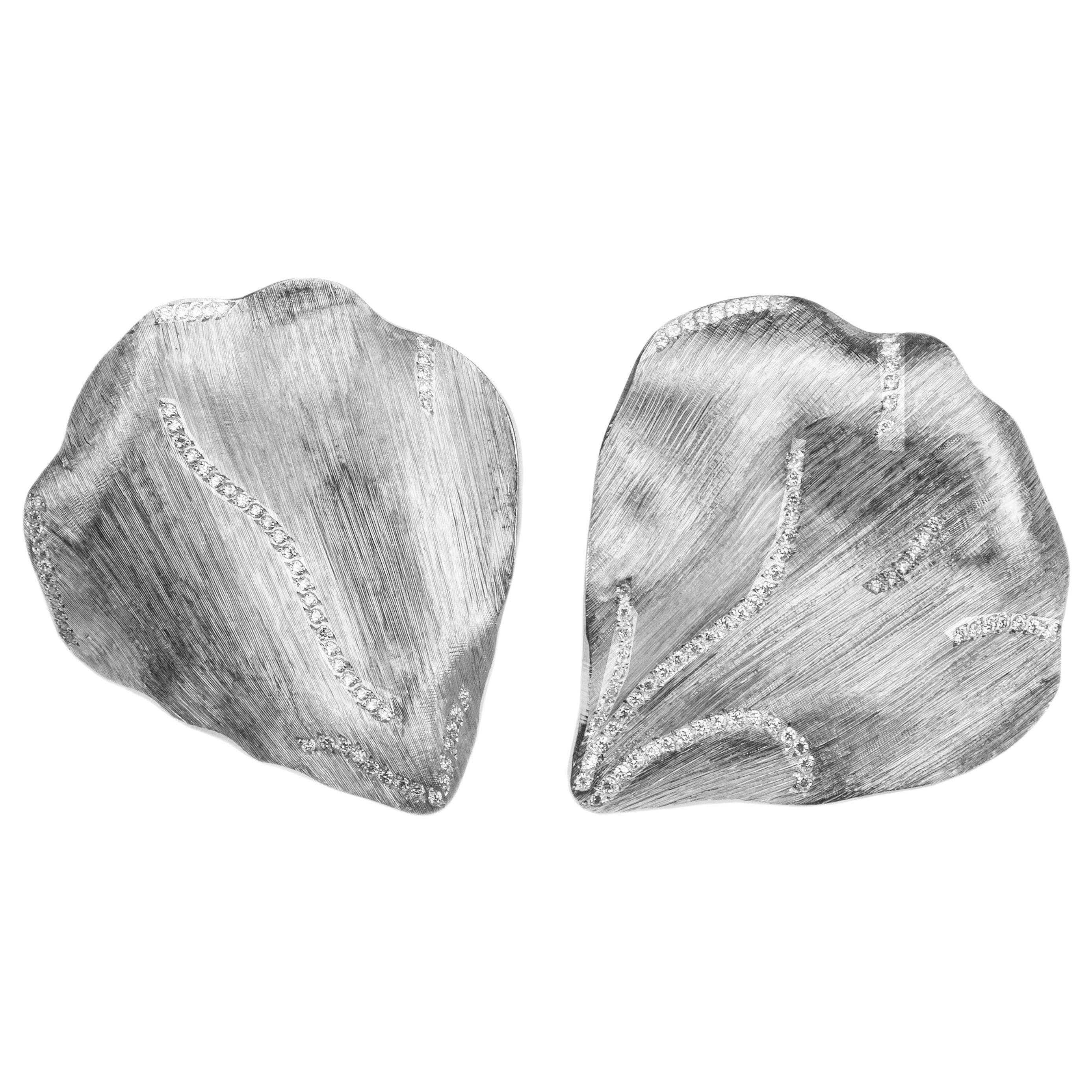 Handgraved White Gold Earrings in the Shape of a Leaf with 0.60 Carat Diamonds