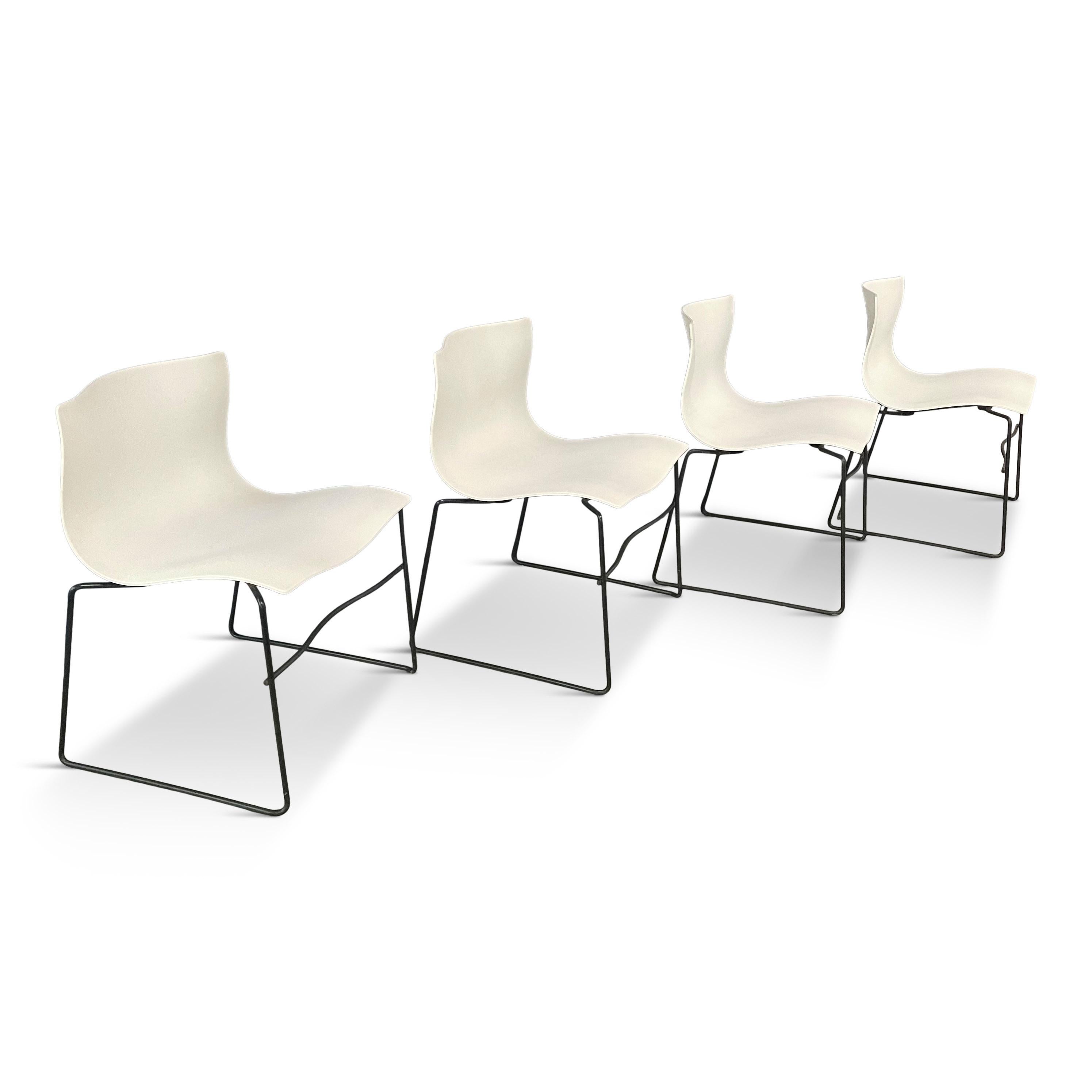 Européen Paire de chaises Handkerchief blanches de Massimo Vignelli pour Knoll Post Modern en vente