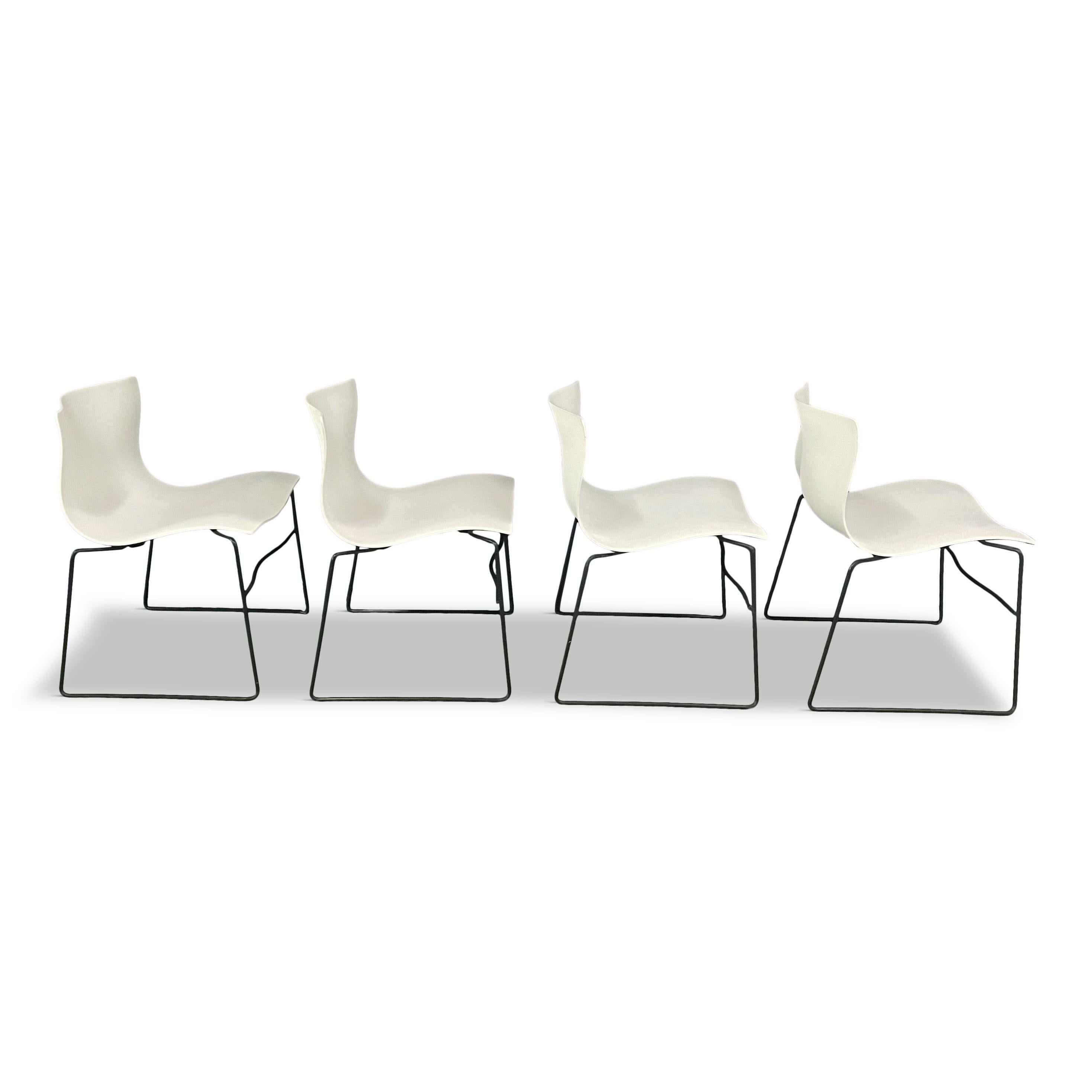 Sedie a fazzoletto in bianco di Massimo Vignelli per Knoll Post Modern a coppia In condizioni buone in vendita a Philadelphia, PA