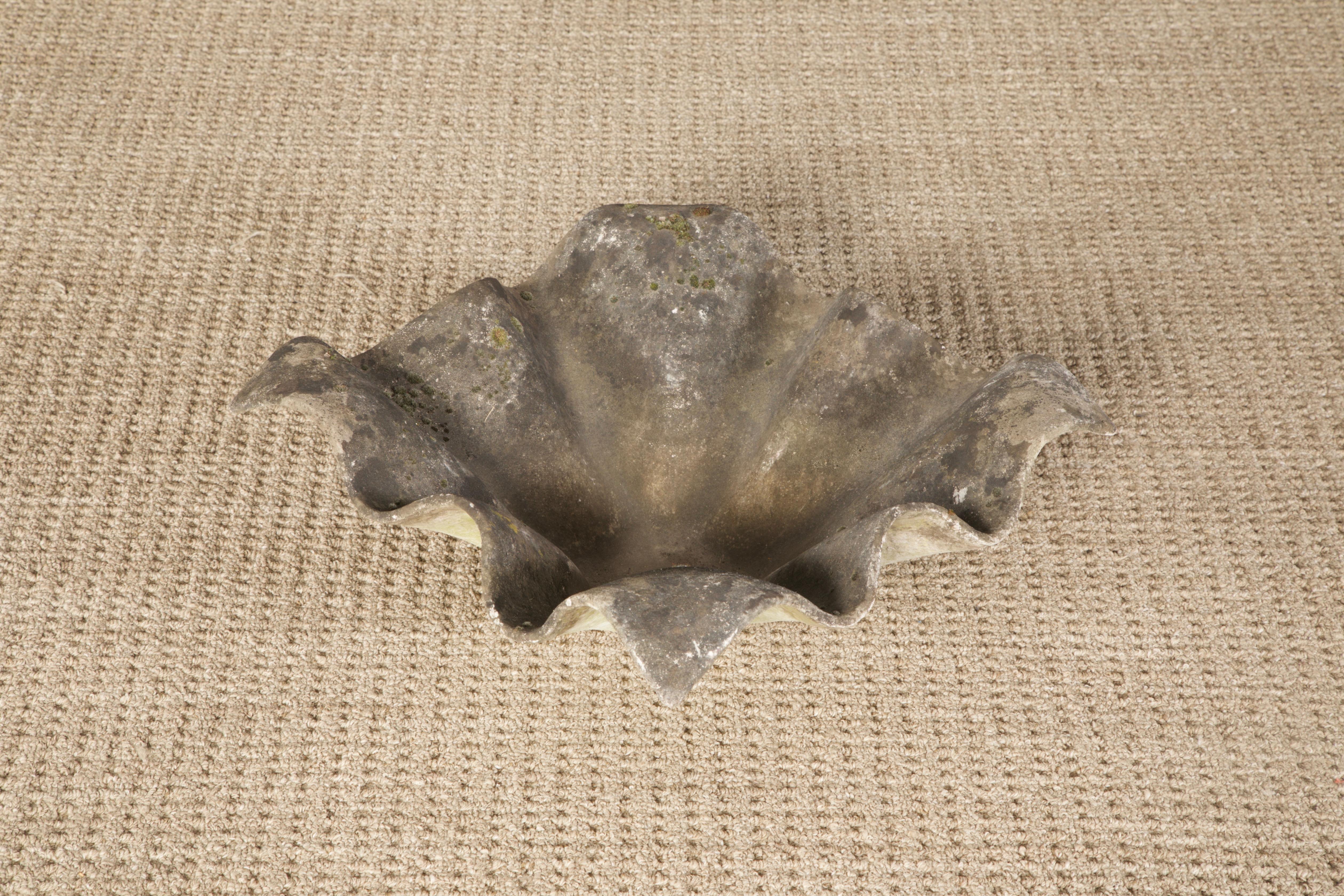 Jardinera de hormigón 'Pañuelo' de Willy Guhl para Eternit, c. 1968 Concreto