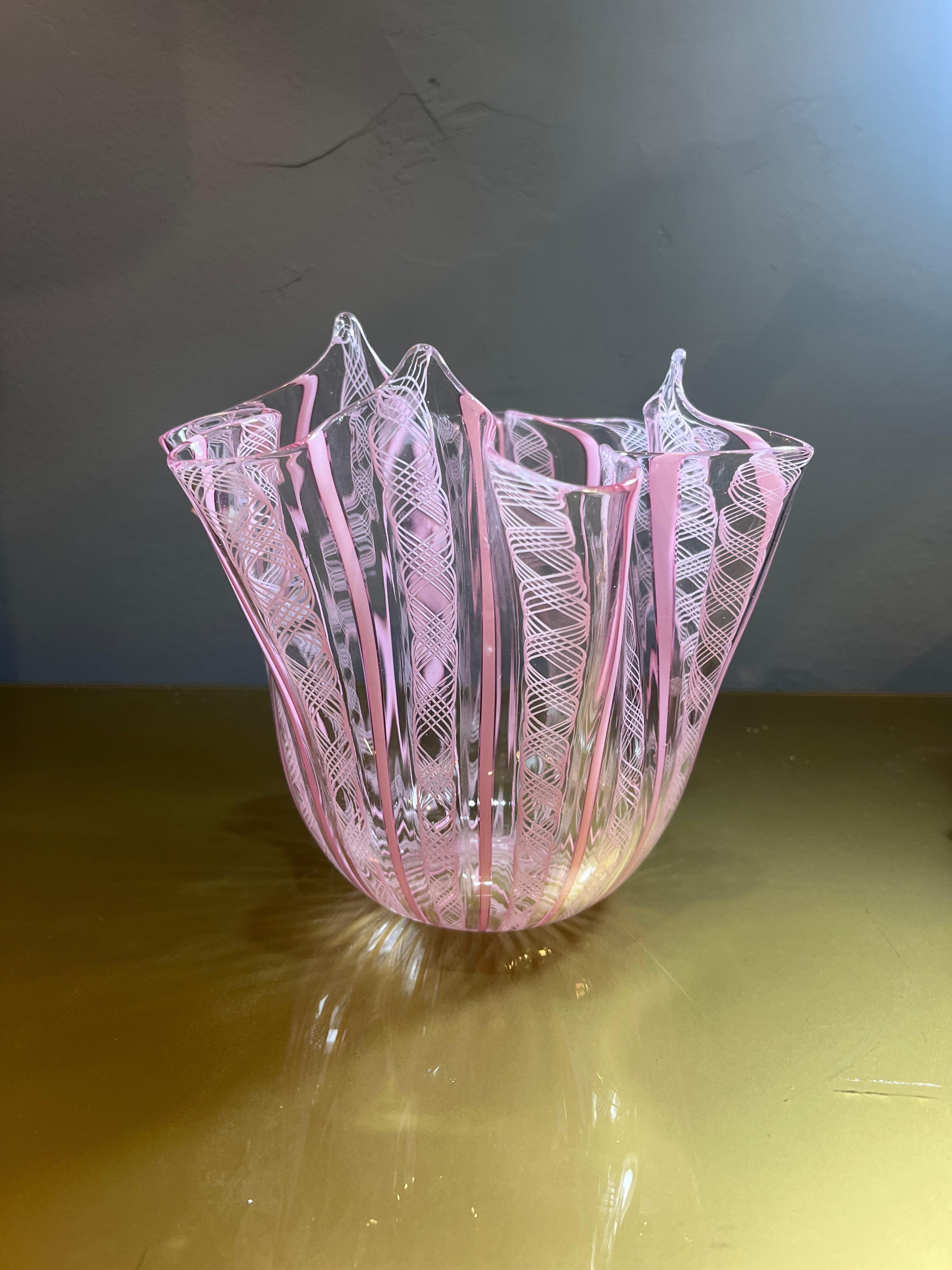 Late 20th Century Handkerchief vase by Fulvio Biancon for Venini in vendita