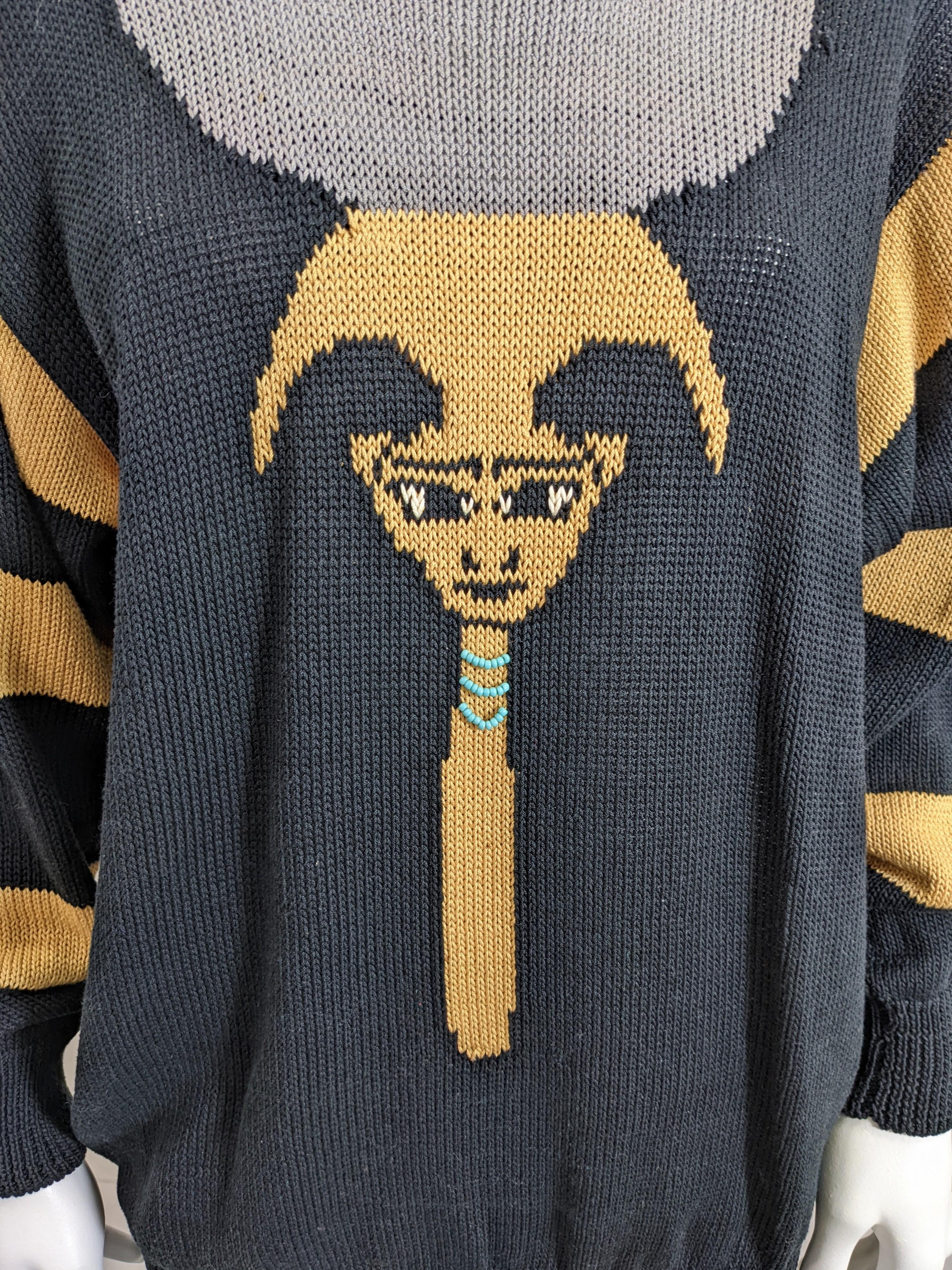 Pull Eygptian sur le thème, tricoté à la main, Dia North of Boston Unisexe en vente