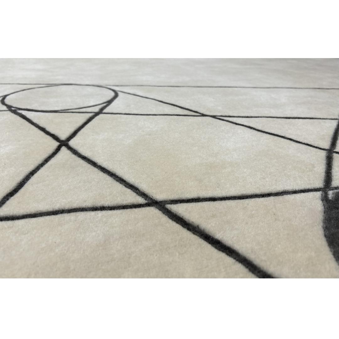 Tapis noué à la main d'après László Moholy-Nagy. Cercle rouge et lignes noires, crème en vente 5