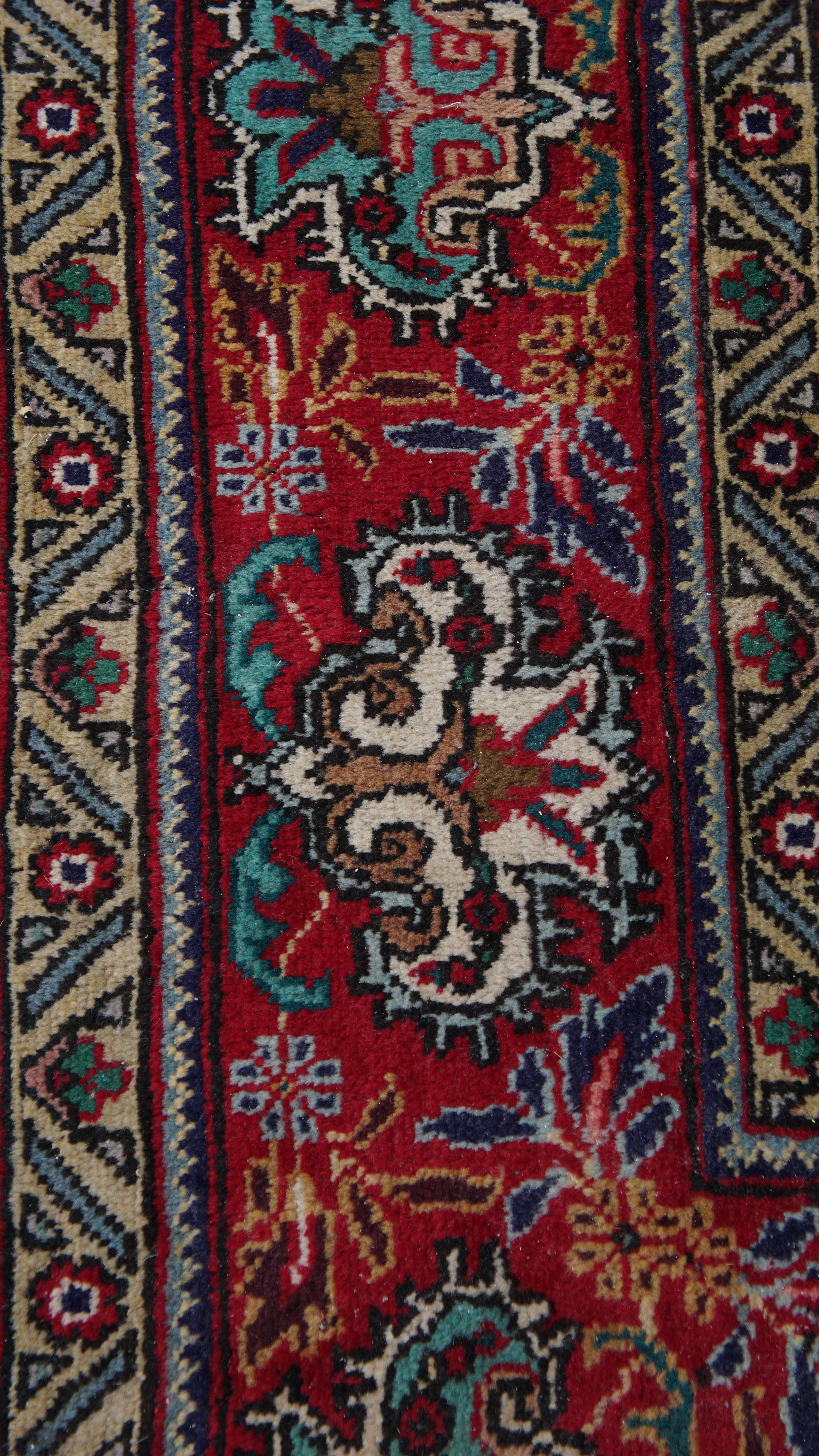 Coton Tapis noué à la main avec des tons rouges et bleus - 298 × 205 cm en vente