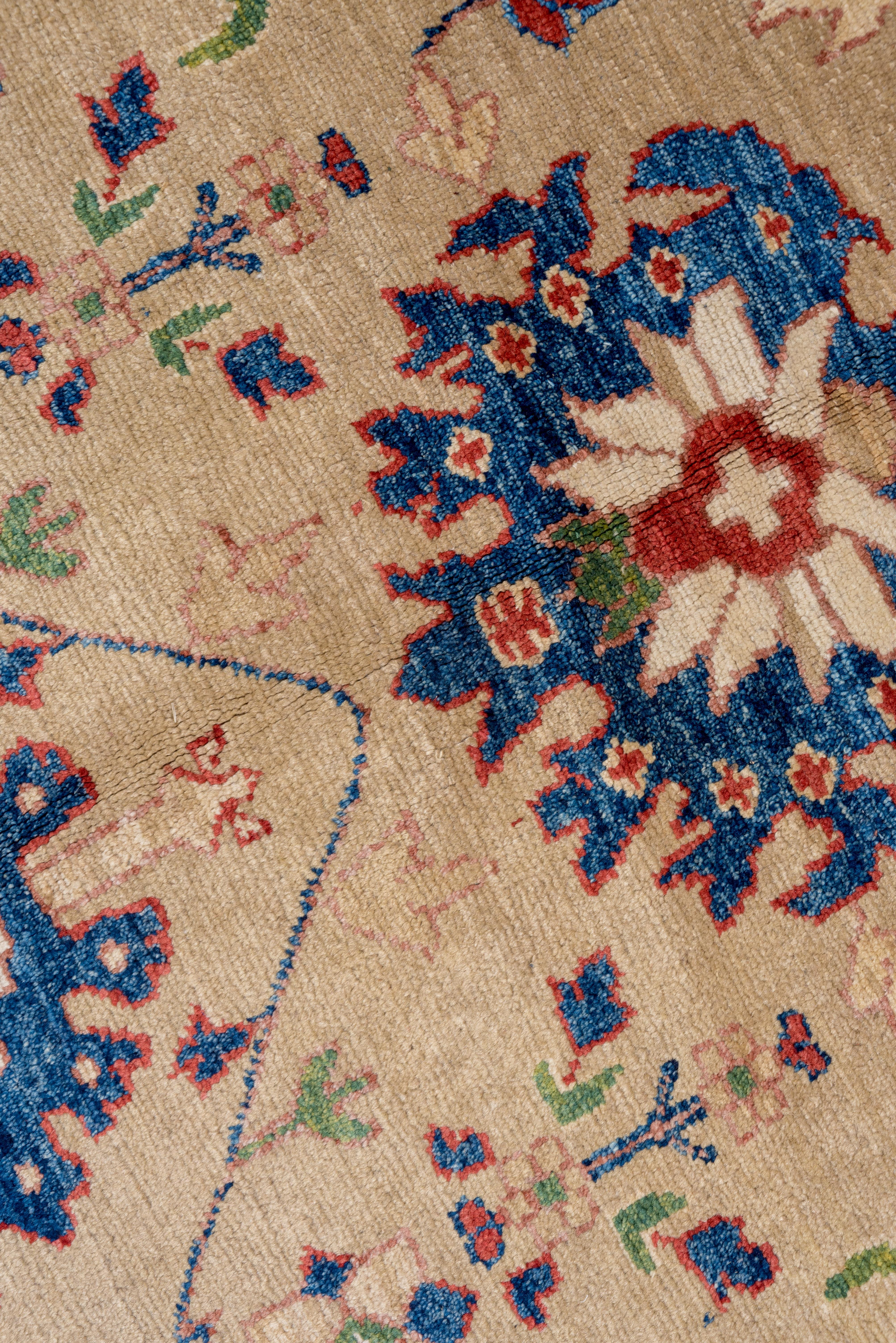 Handgeknüpfter türkischer Oushak-Teppich, beige All-Over-Feld, königsblaue Bordüren (21. Jahrhundert und zeitgenössisch) im Angebot