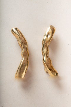 Handle by Andrew de Freitas