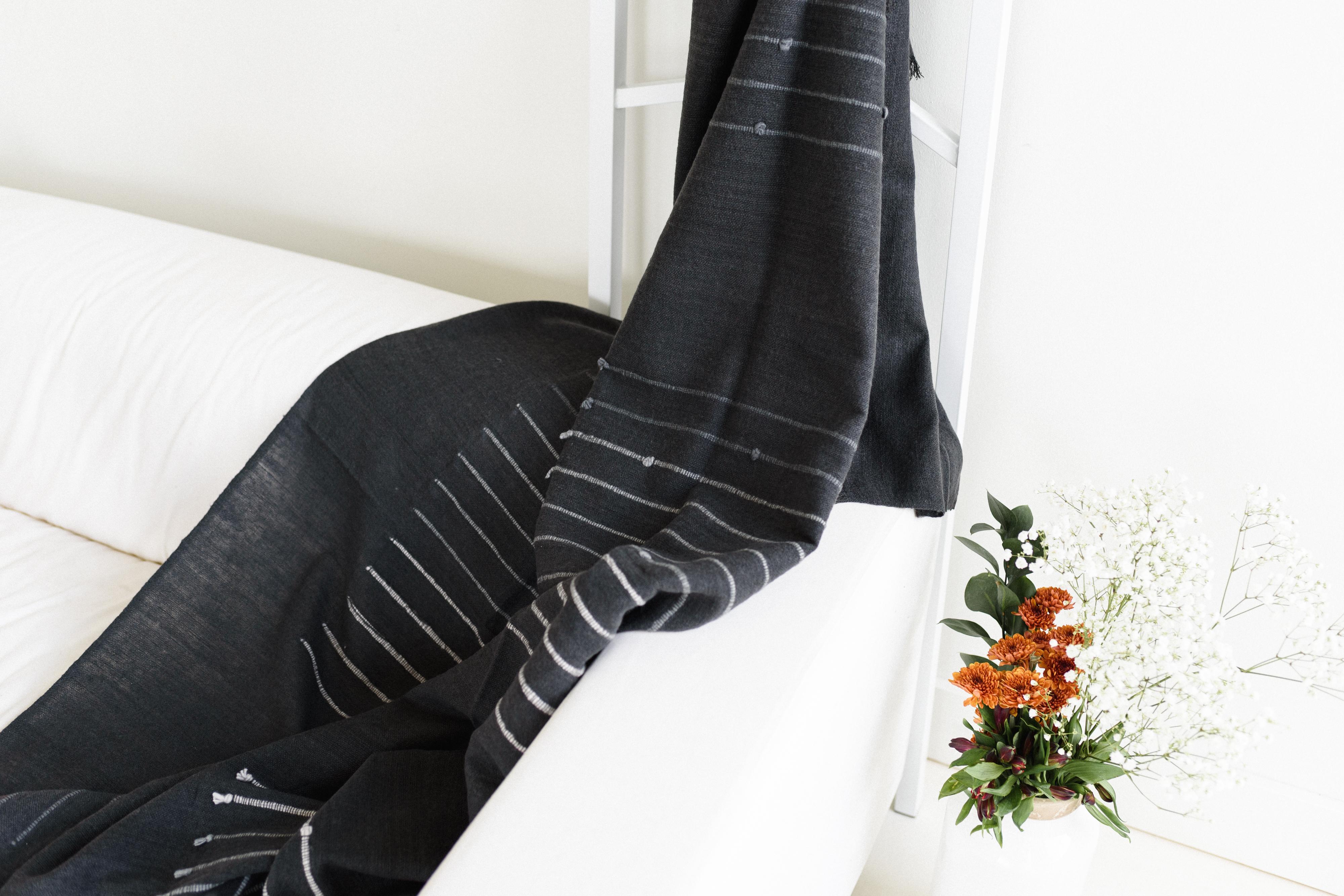 Yarn  Alei Handloom Throw / Blanket In Charcoal Black , Stripes Pattern  For Sale